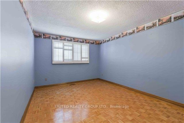 Photo 13 of 91 Governor Crescent, Vaughan, East Woodbridge — HOMEH