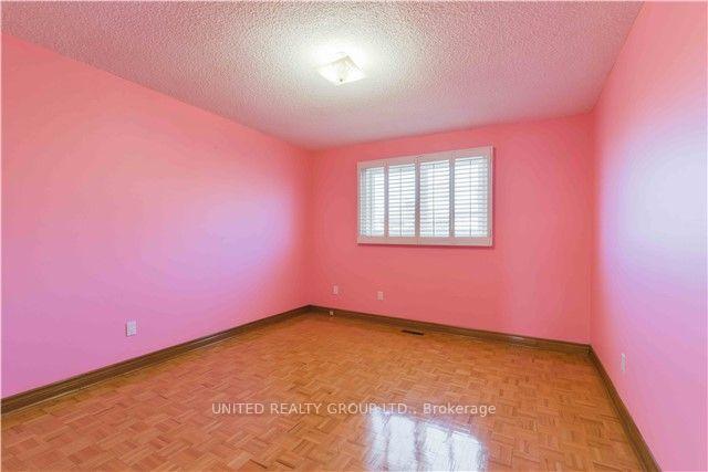Photo 17 of 91 Governor Crescent, Vaughan, East Woodbridge — HOMEH