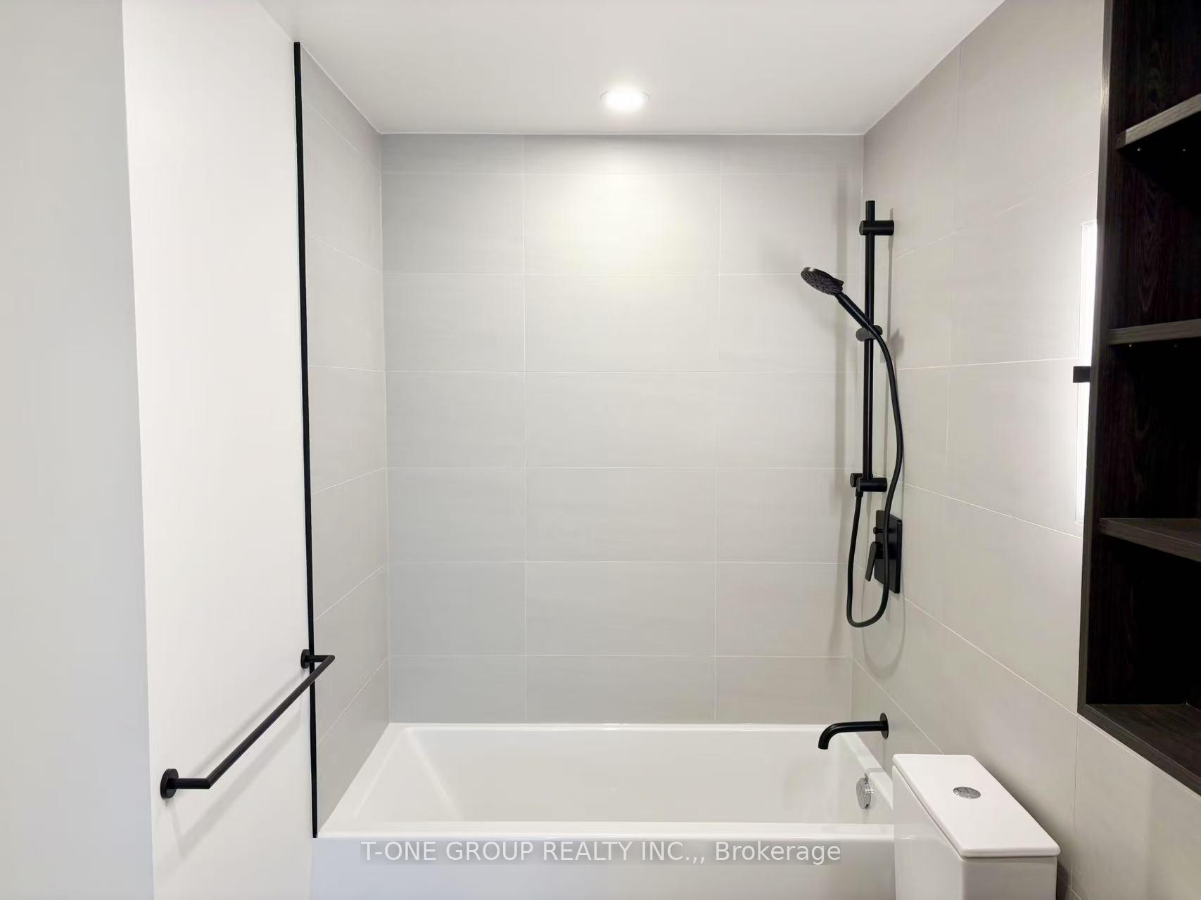 Photo 12 of Unit 619, 689 The Queensway, Etobicoke, Stonegate-Queensway — HOMEH