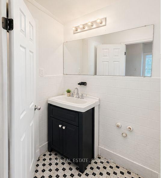 Photo 7 of 2967 St. Clair Avenue E, Toronto, O'Connor-Parkview — HOMEH