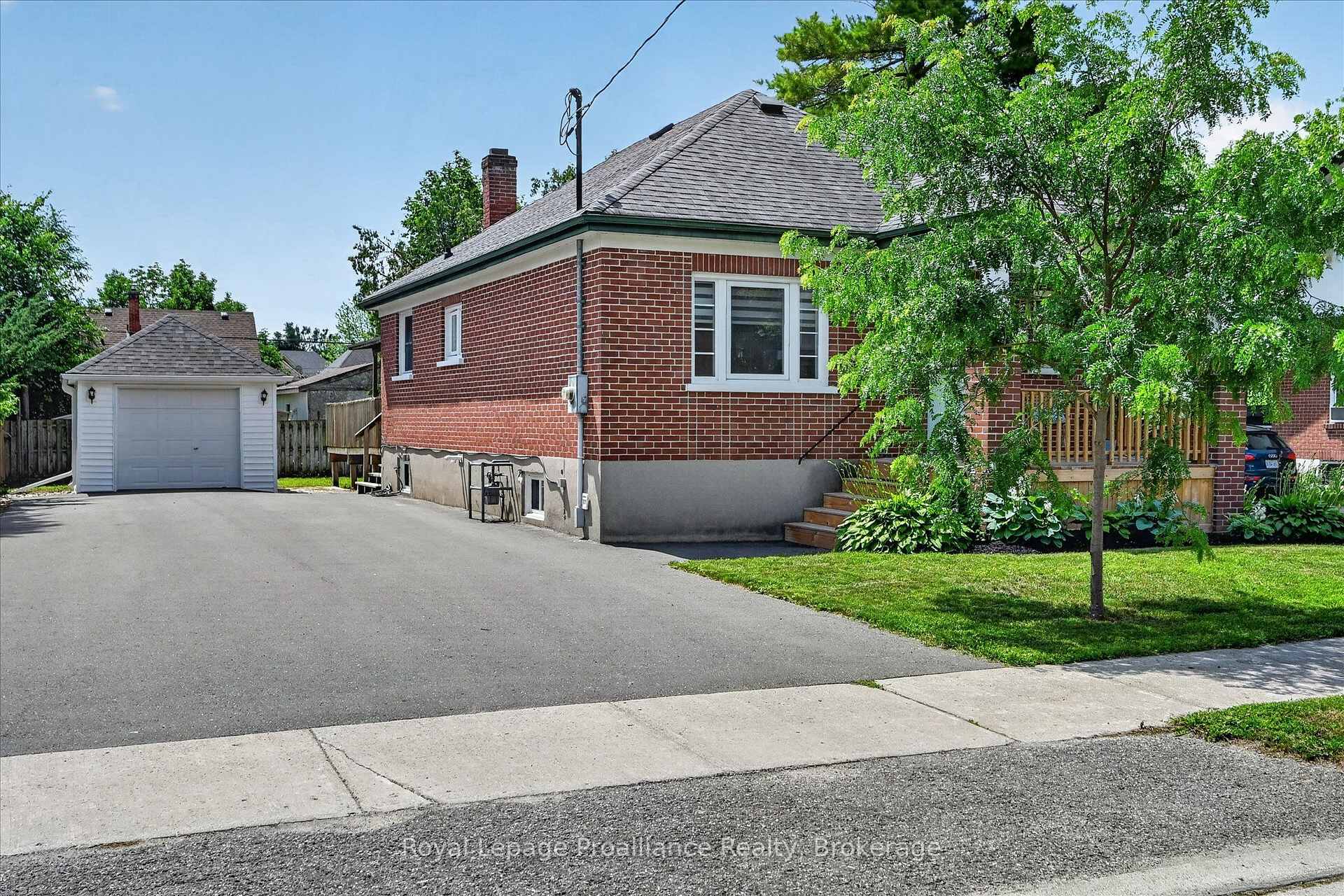 Photo 1 of 107 Morrow Street, Peterborough, Otonabee Ward 1 — HOMEH