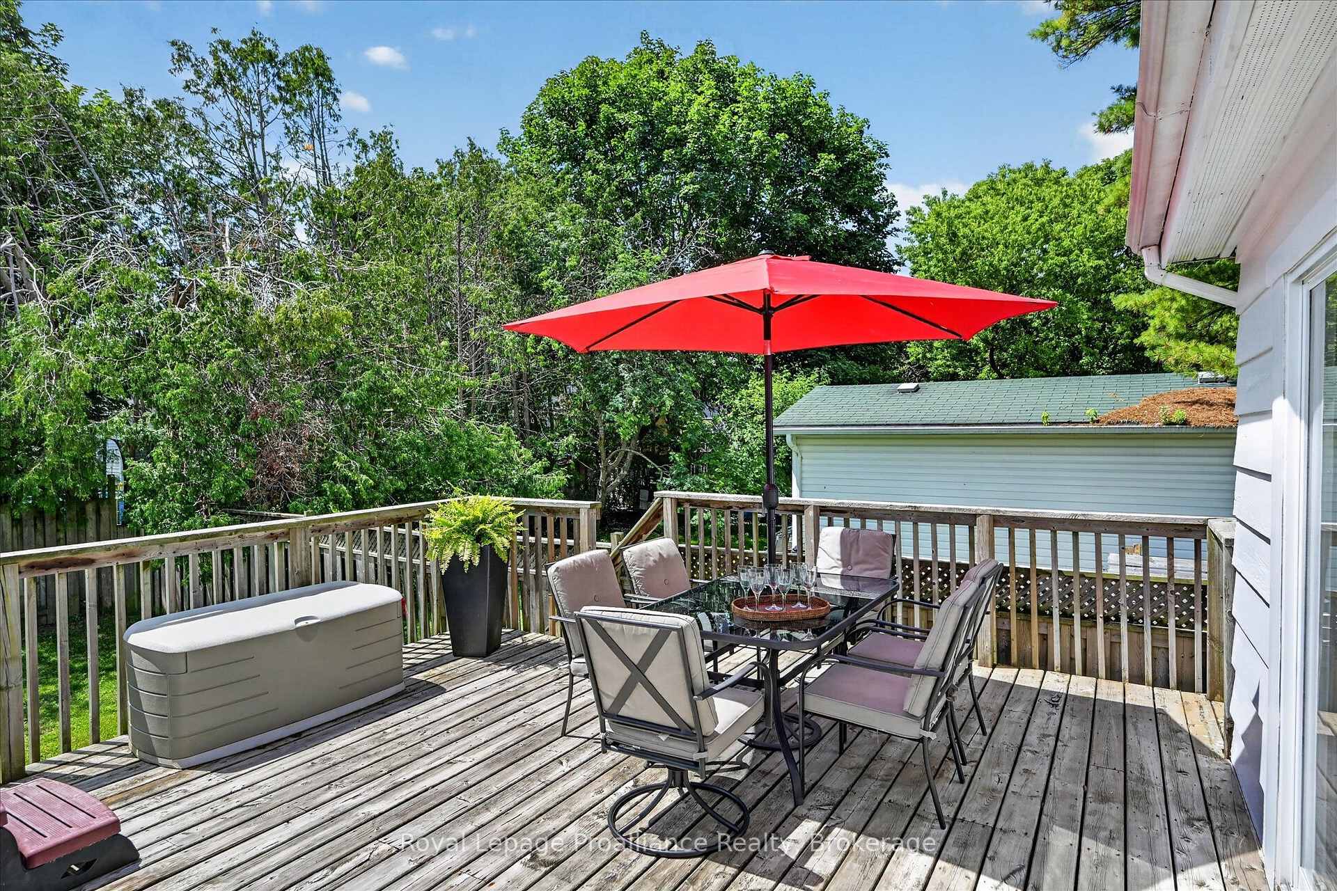 Photo 27 of 107 Morrow Street, Peterborough, Otonabee Ward 1 — HOMEH