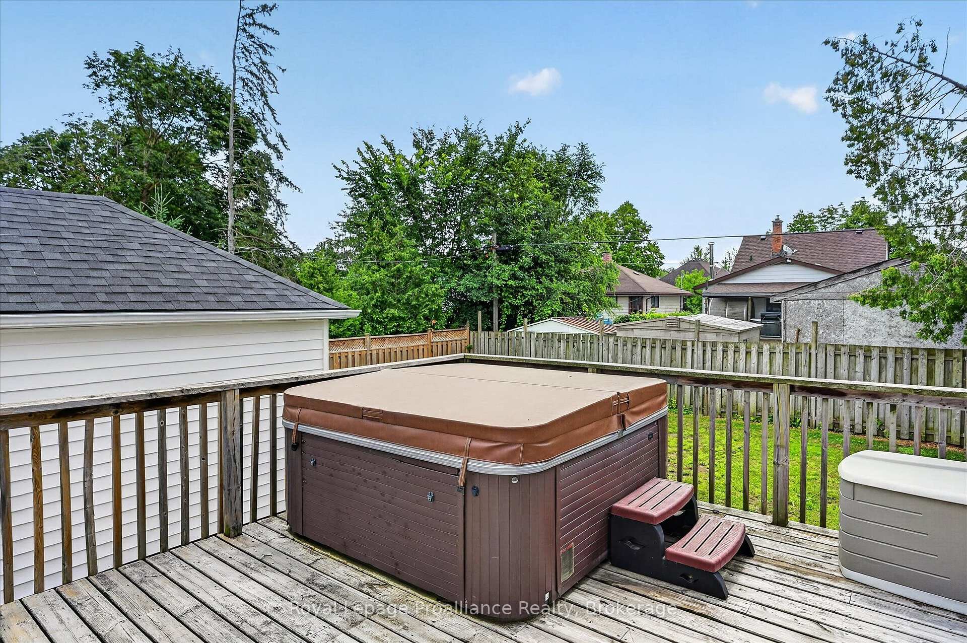 Photo 30 of 107 Morrow Street, Peterborough, Otonabee Ward 1 — HOMEH