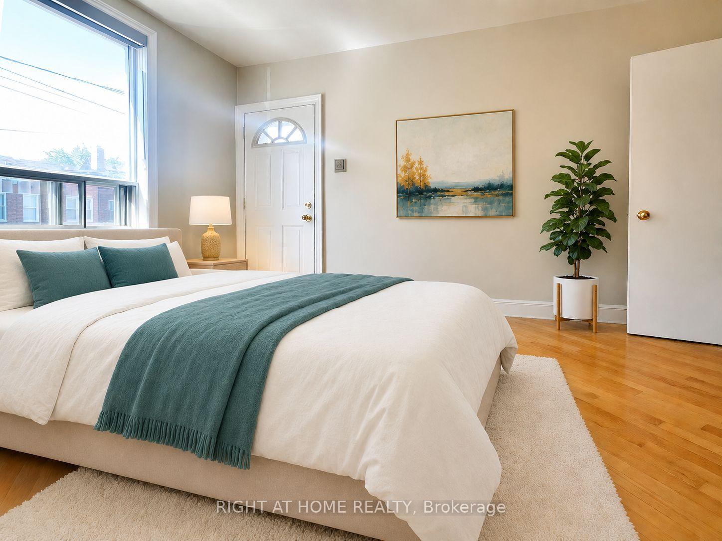 Photo 7 of Unit 101, 1960 Davenport Road, Toronto, Weston-Pellam Park — HOMEH