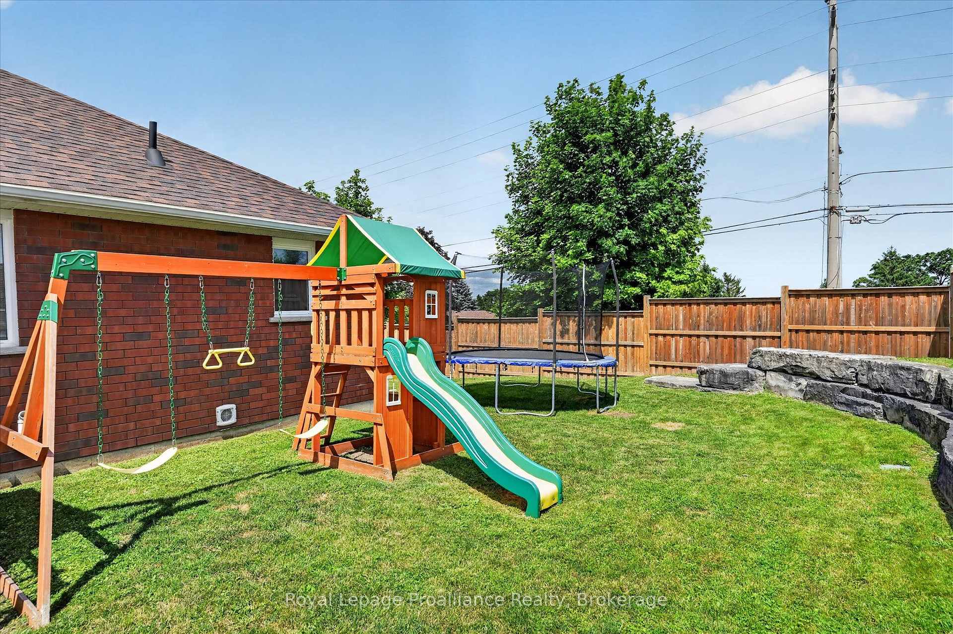Photo 32 of 1 Fortye Gate, Peterborough, Otonabee Ward 1 — HOMEH