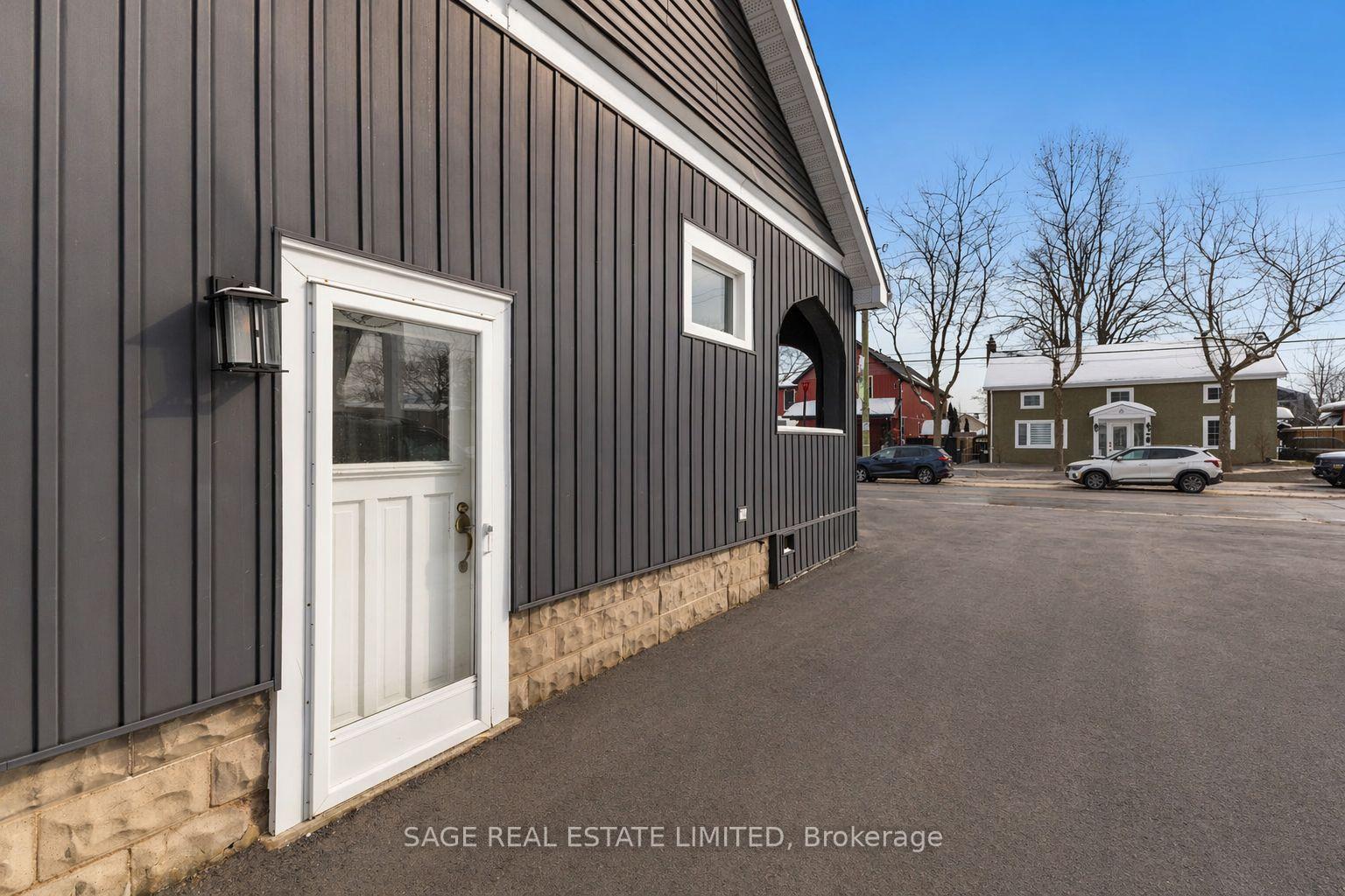 Photo 48 of 40 Main Street, St. Catharines, Port Dalhousie — HOMEH