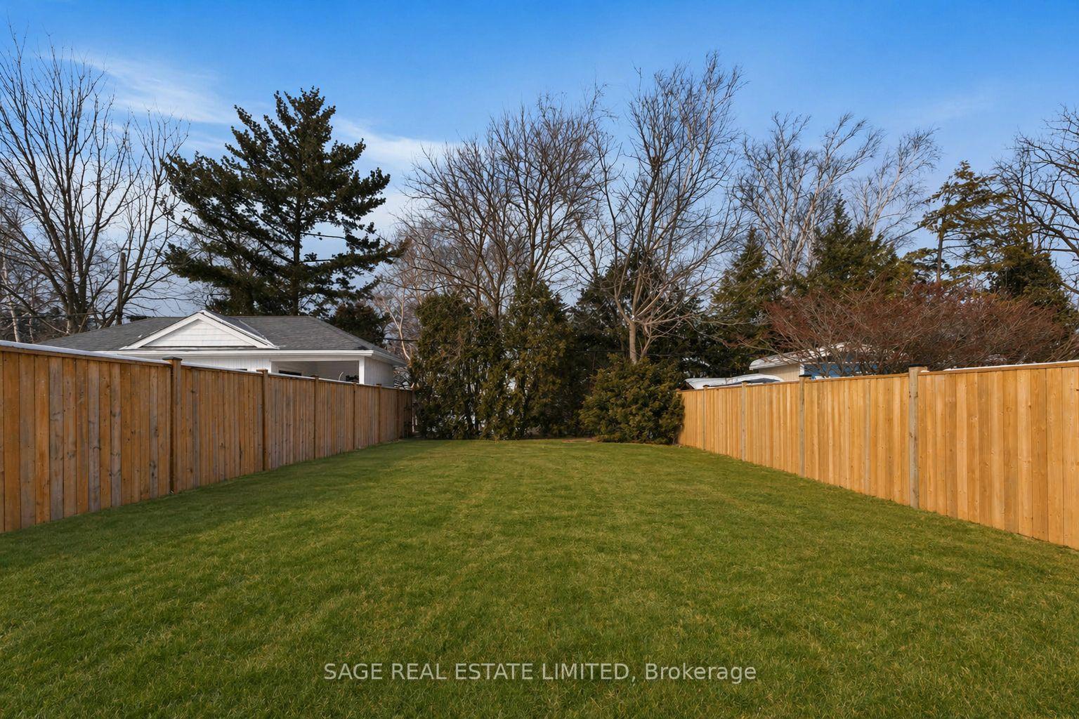 Photo 49 of 40 Main Street, St. Catharines, Port Dalhousie — HOMEH
