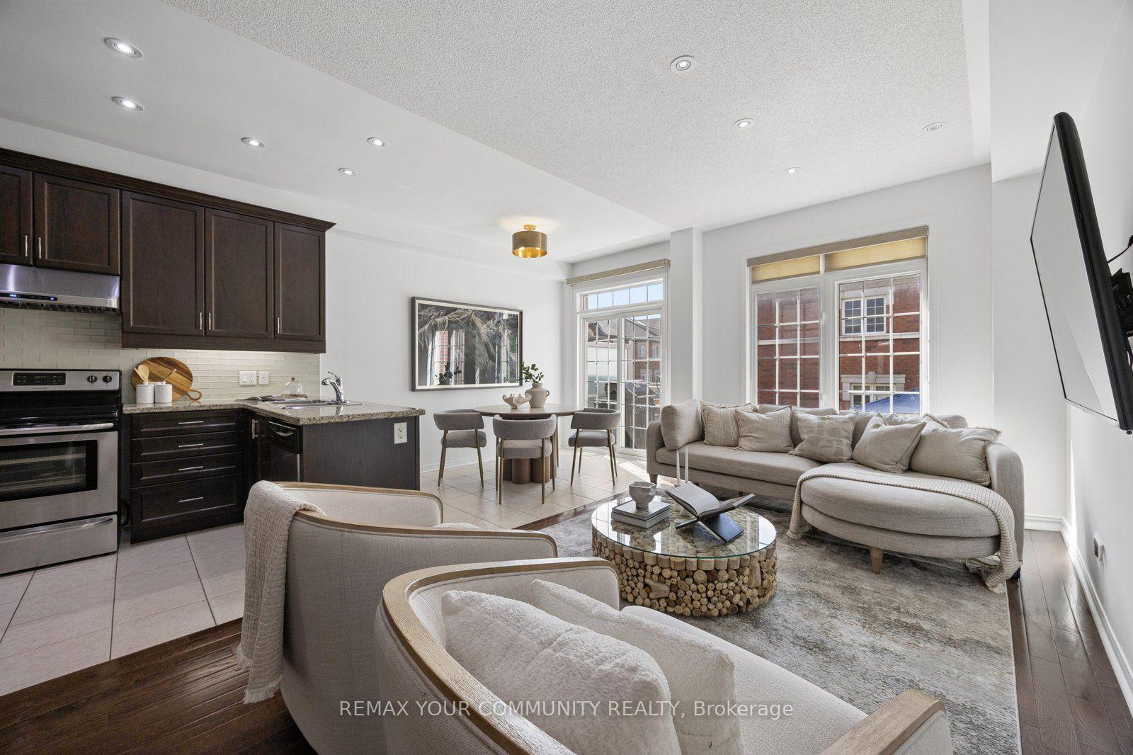 Photo 11 of 21 Warbler Avenue, Vaughan, Patterson — HOMEH