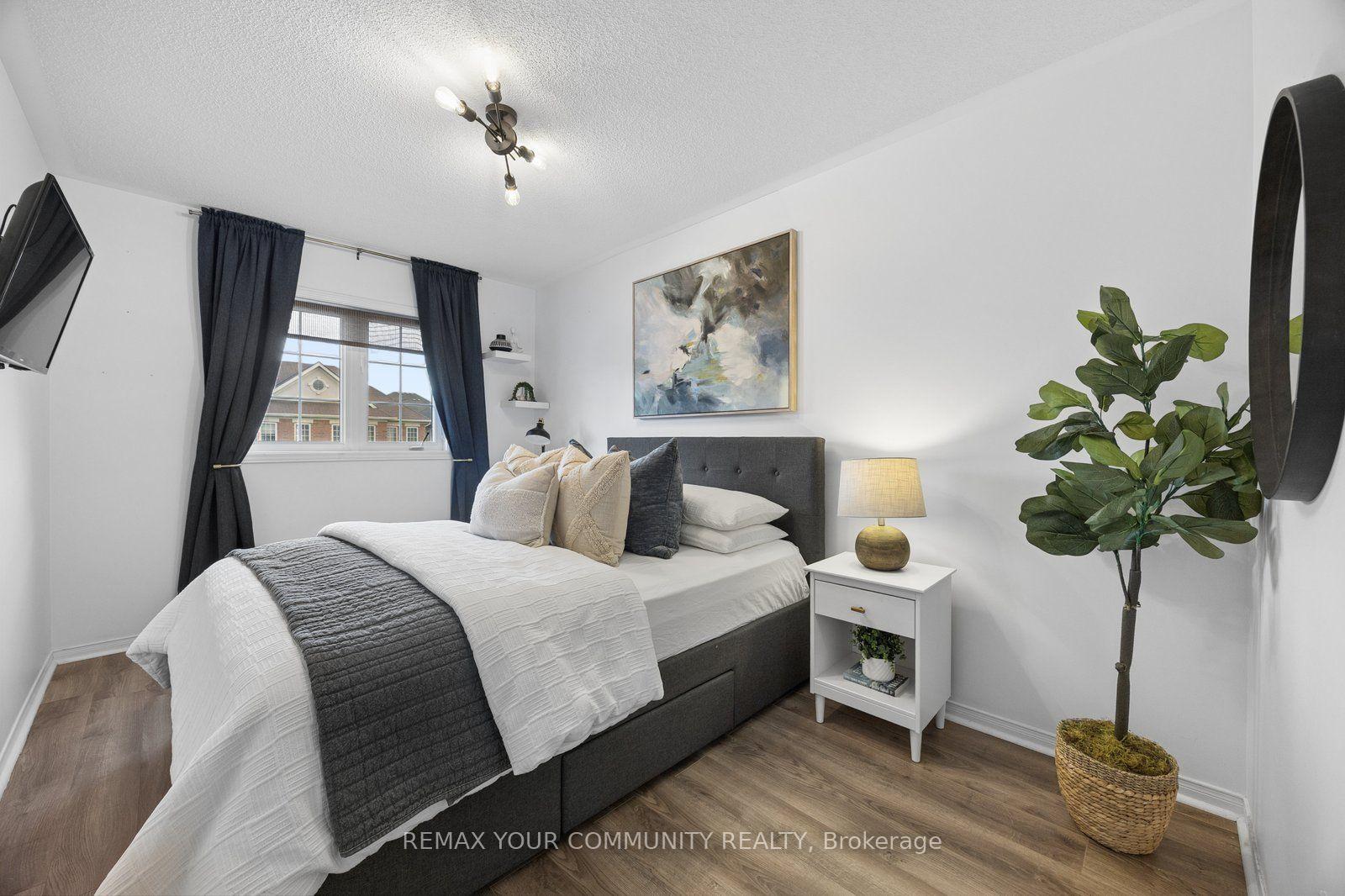 Photo 22 of 21 Warbler Avenue, Vaughan, Patterson — HOMEH