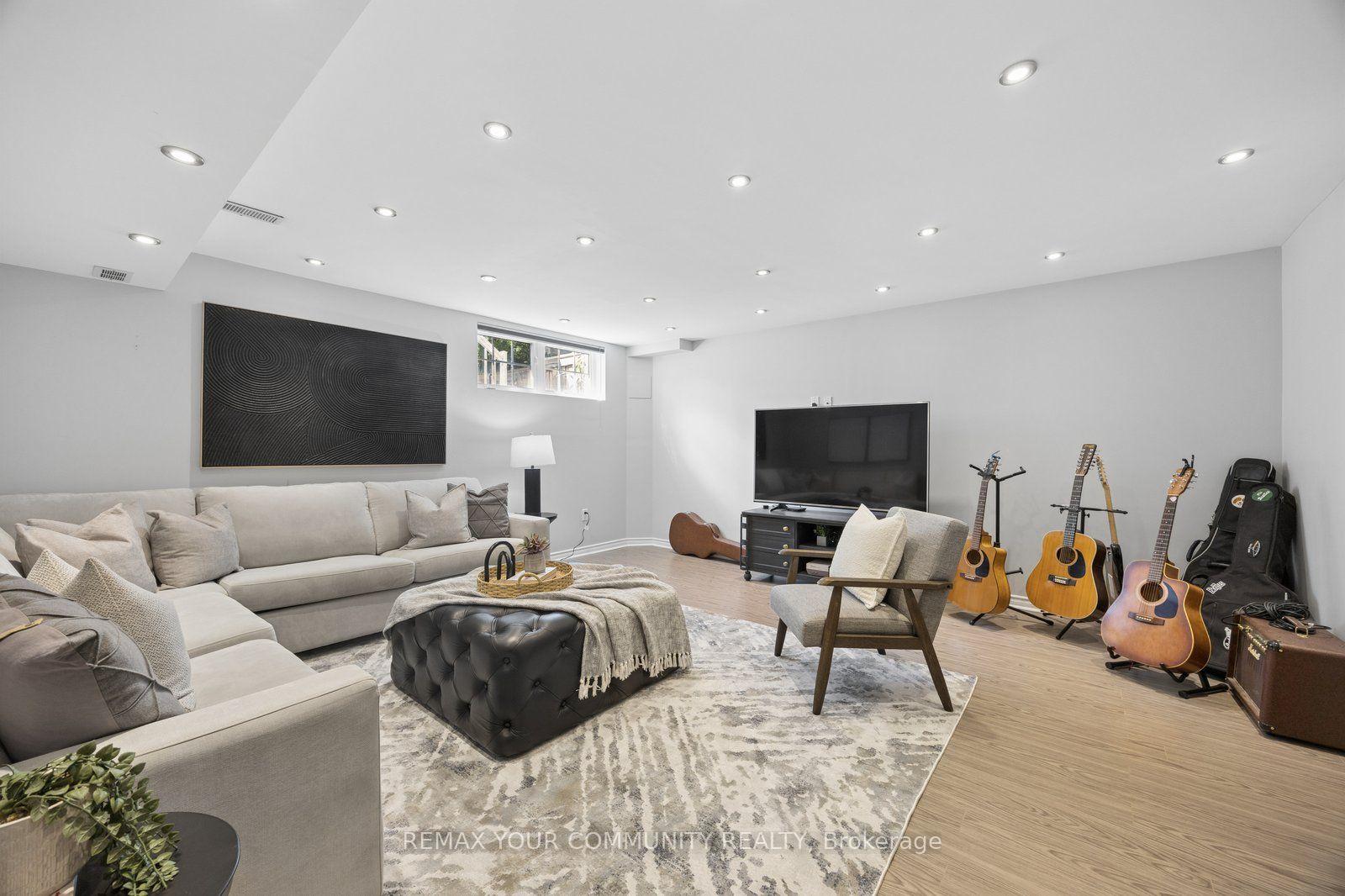 Photo 24 of 21 Warbler Avenue, Vaughan, Patterson — HOMEH