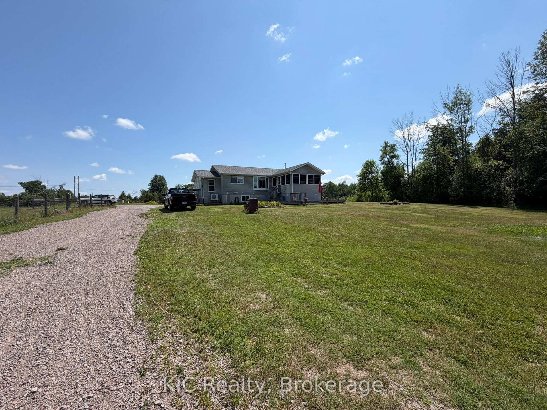 Photo of 221 Jones Road