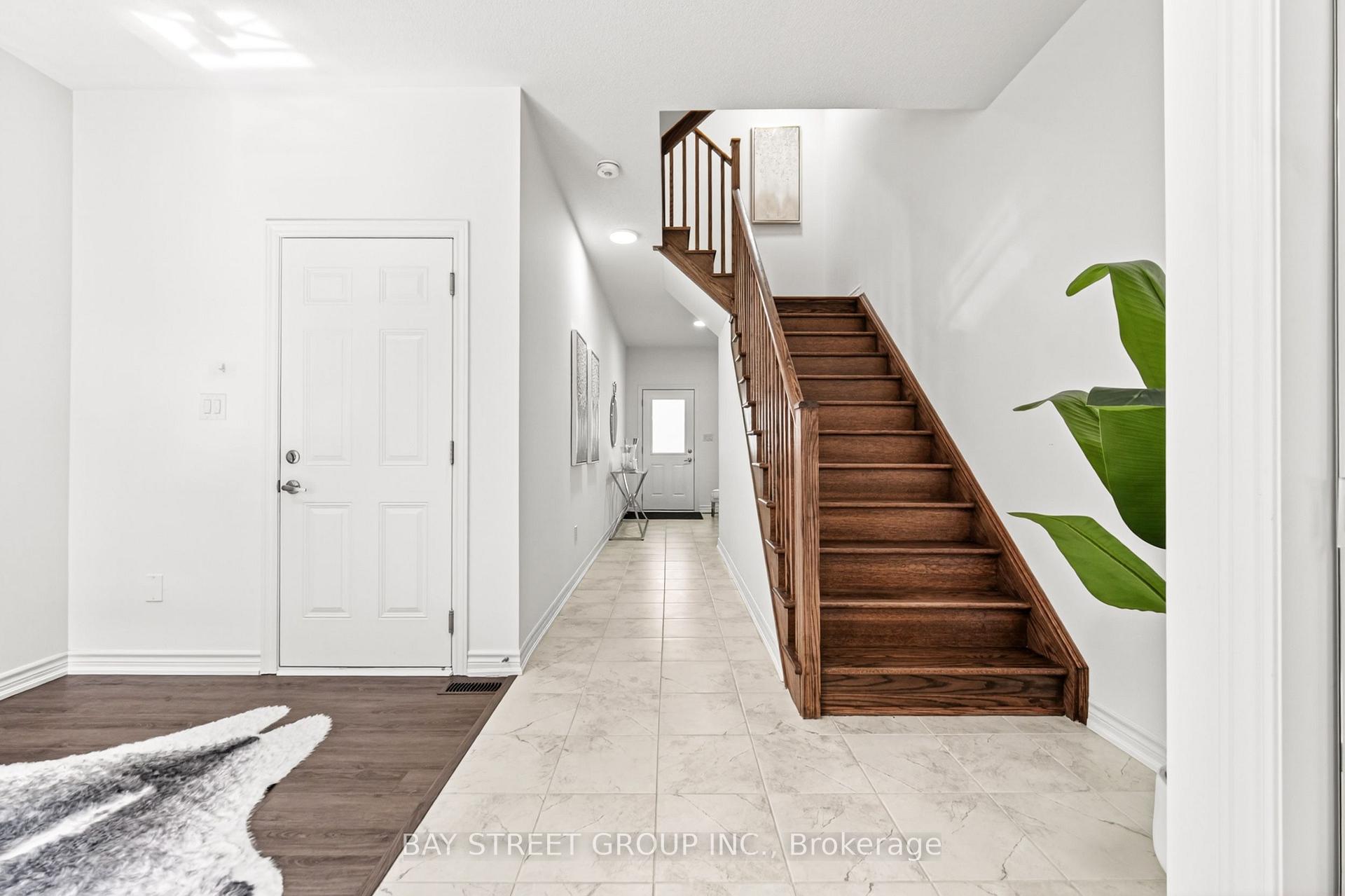 Photo 6 of 66 Massachusetts Lane, Markham, Wismer — HOMEH