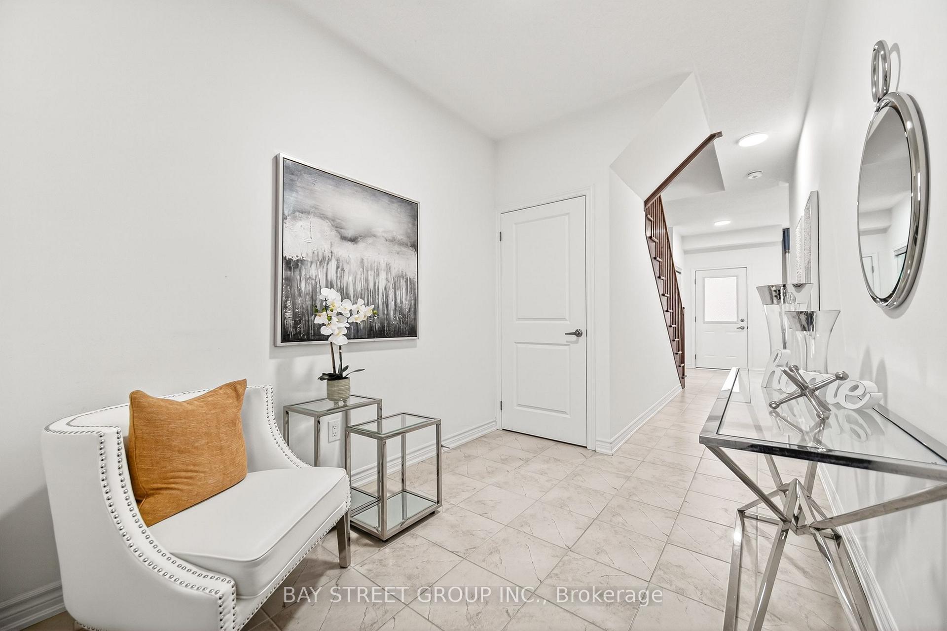 Photo 7 of 66 Massachusetts Lane, Markham, Wismer — HOMEH