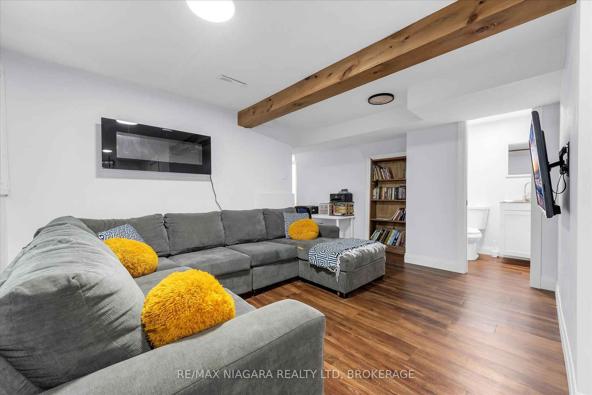 Photo 24 of 29 Romy Crescent, Thorold, Confederation Heights — HOMEH