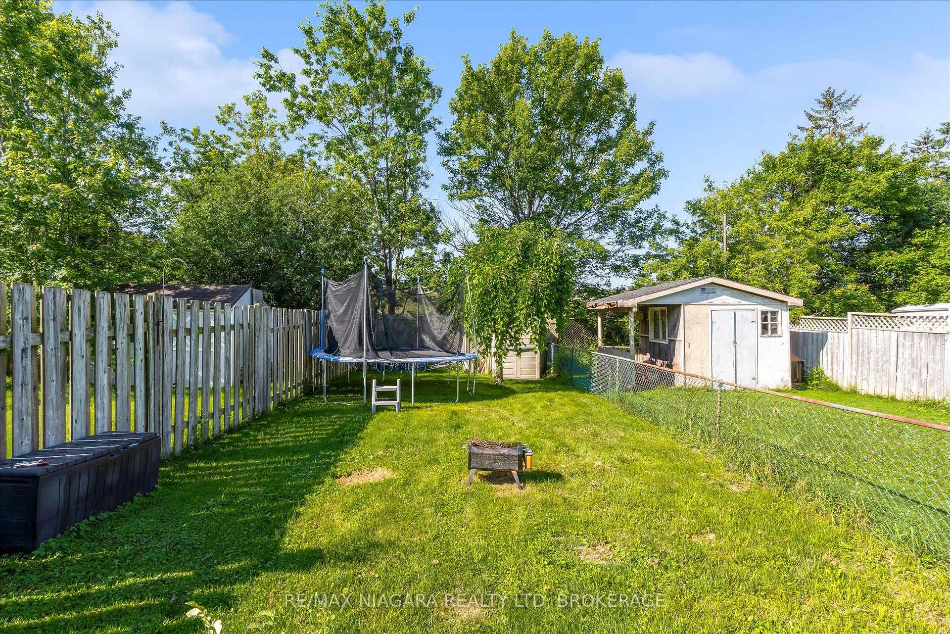 Photo 33 of 29 Romy Crescent, Thorold, Confederation Heights — HOMEH