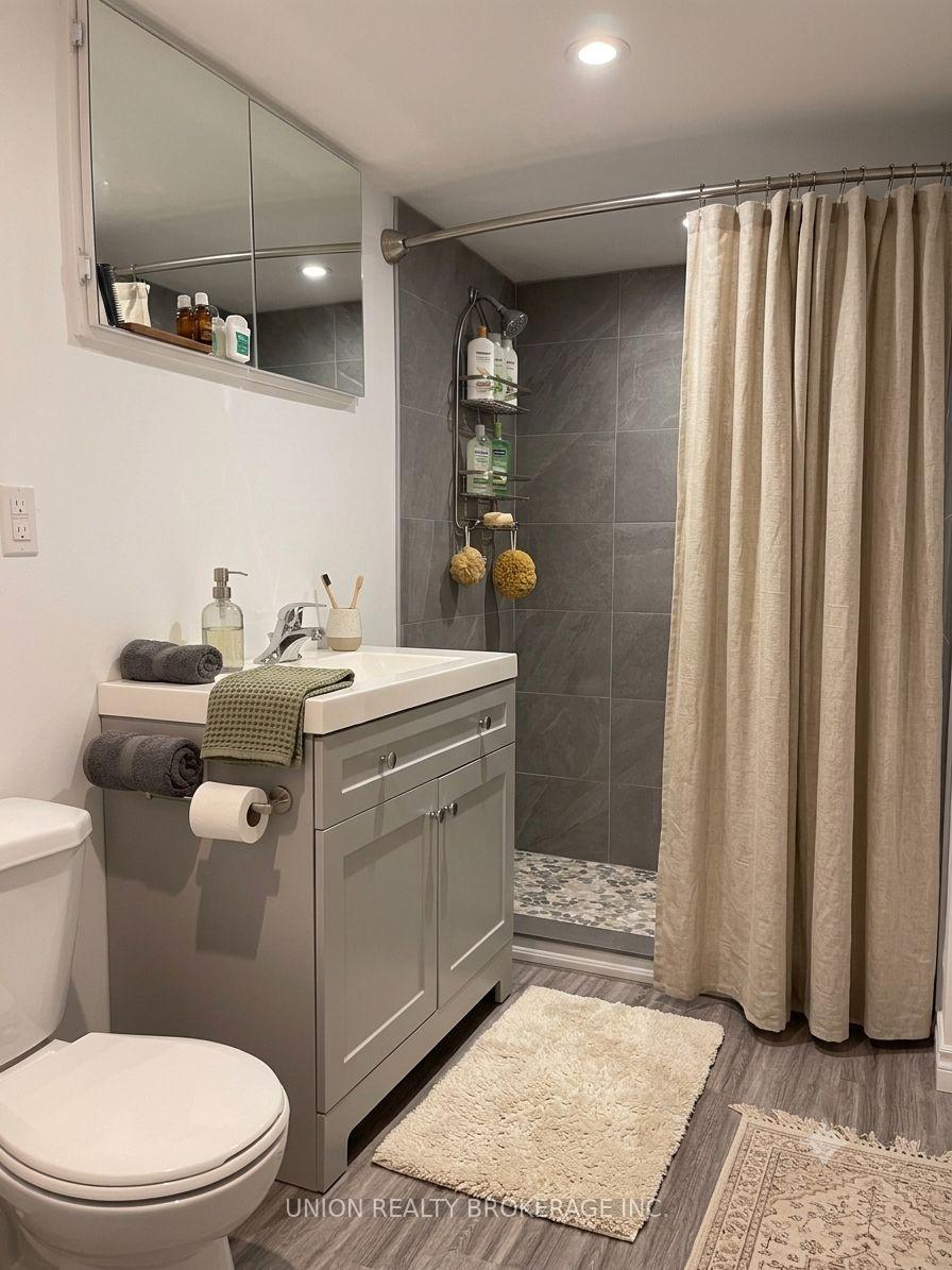 Photo 7 of Unit Lower, 142 Pickering Street, Toronto, East End-Danforth — HOMEH