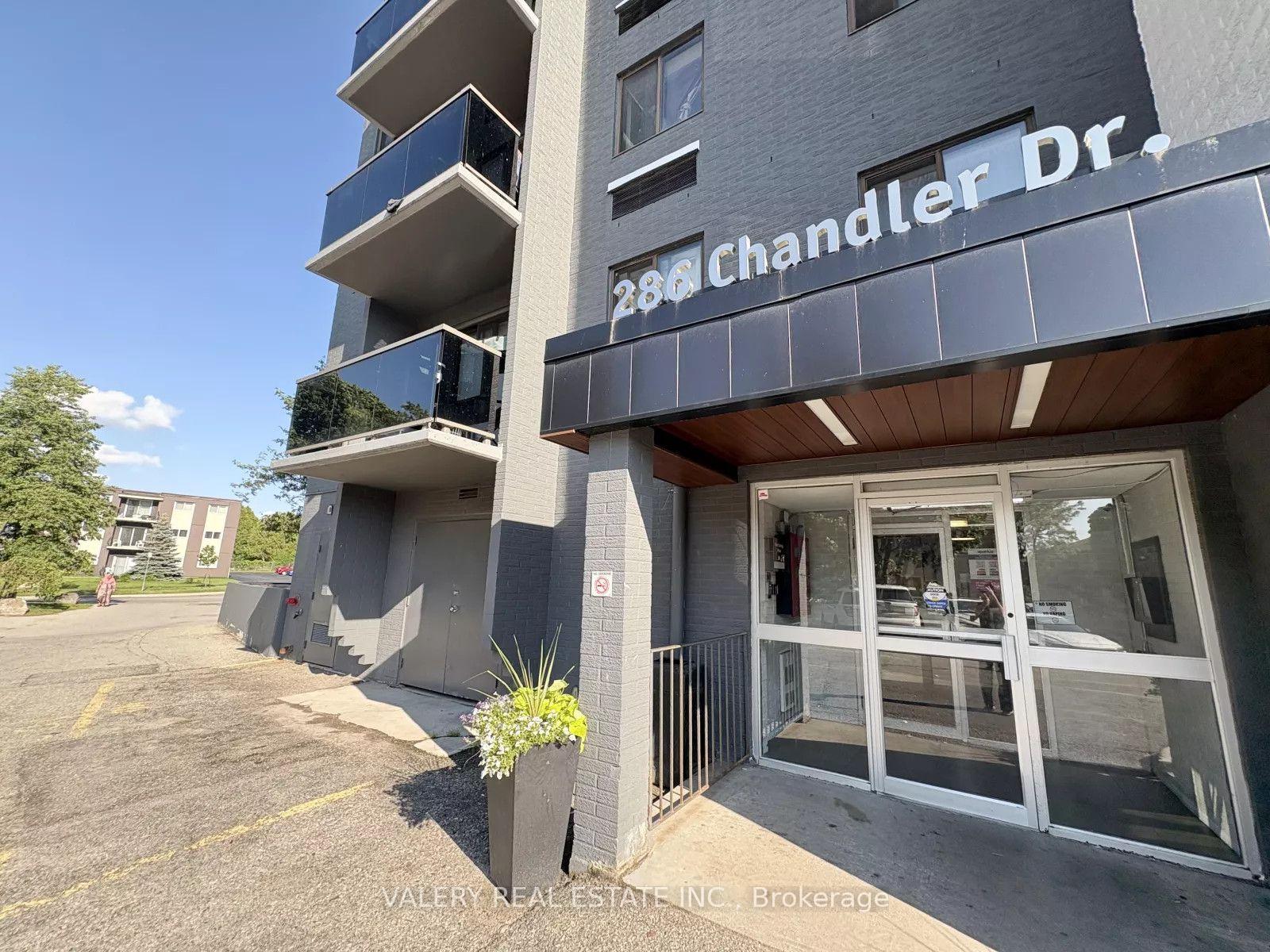 Photo 10 of Unit 109, 286 Chandler Drive, Kitchener, Laurentian Hills — HOMEH