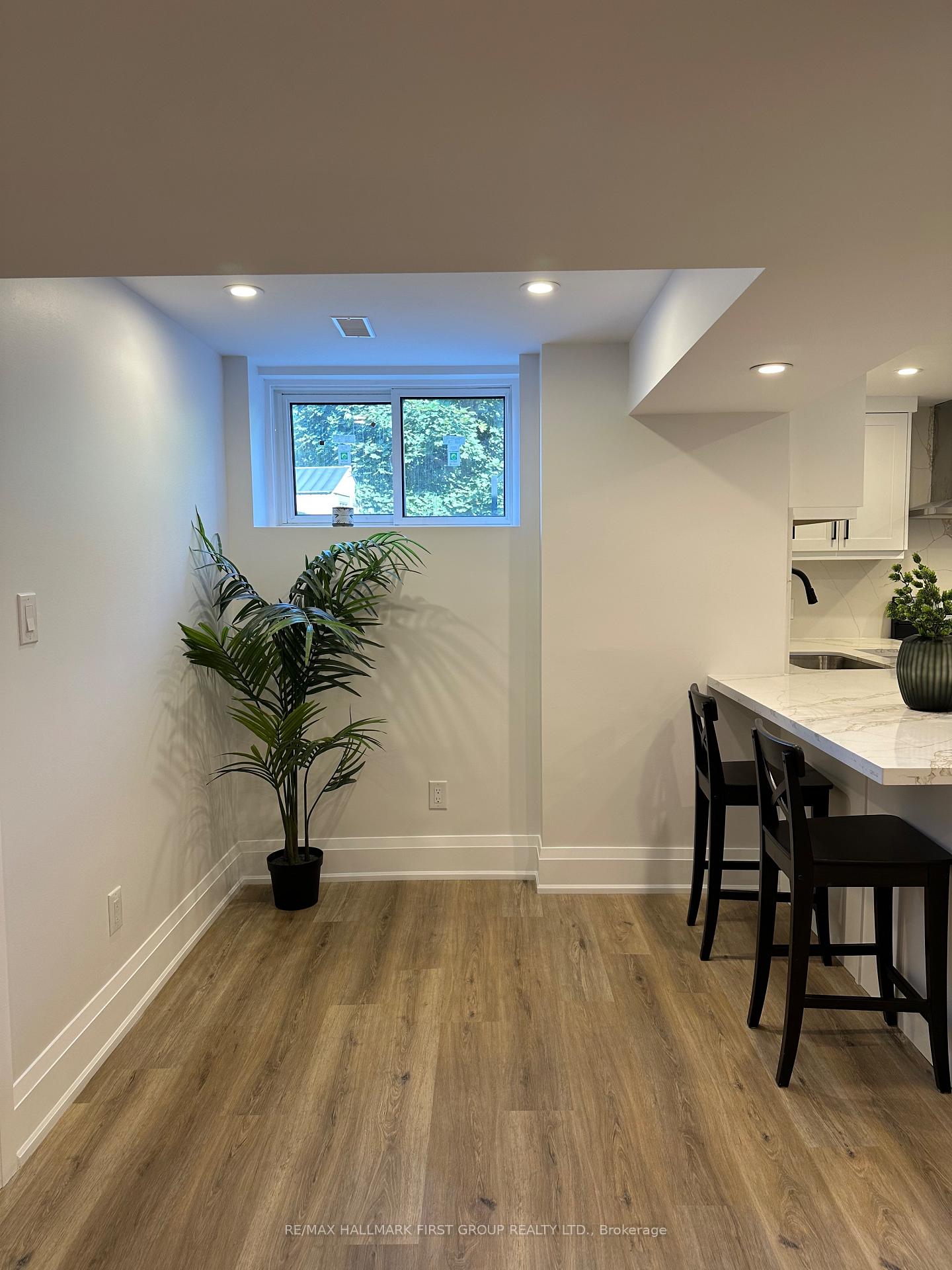 Photo 4 of 19 Donald Powell Crescent, Clarington, Newcastle — HOMEH