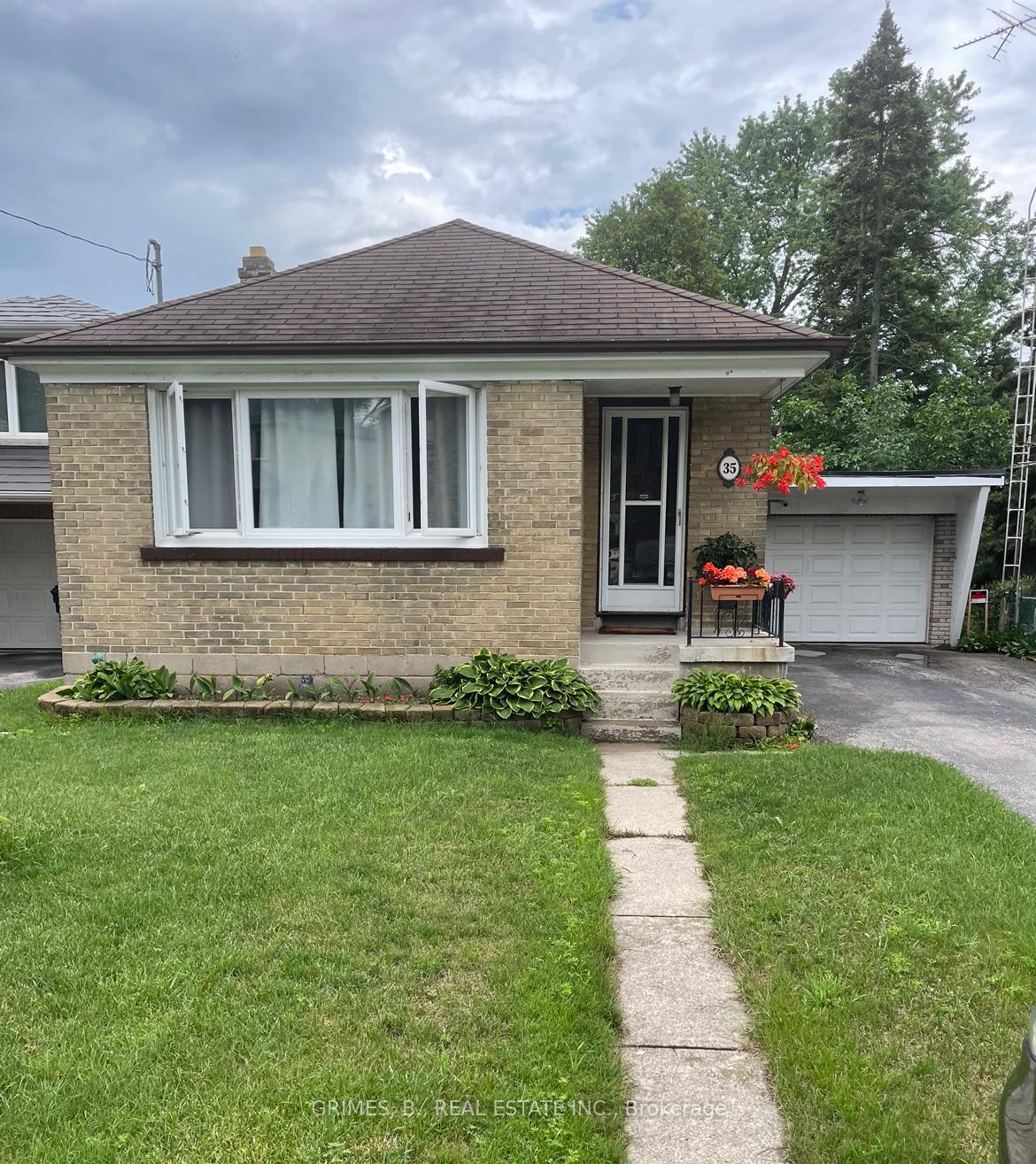 Front of 35 Enfield Avenue S
