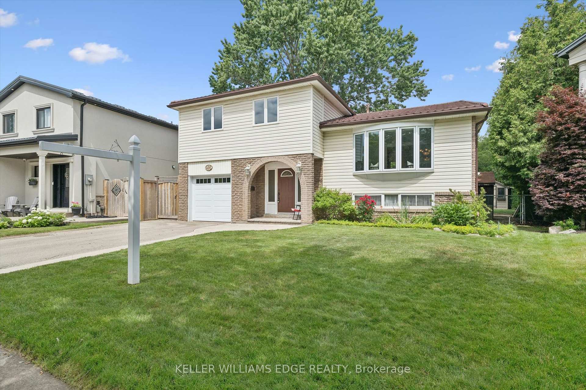 Photo 1 of 495 Tipperton Crescent, Oakville, West — HOMEH
