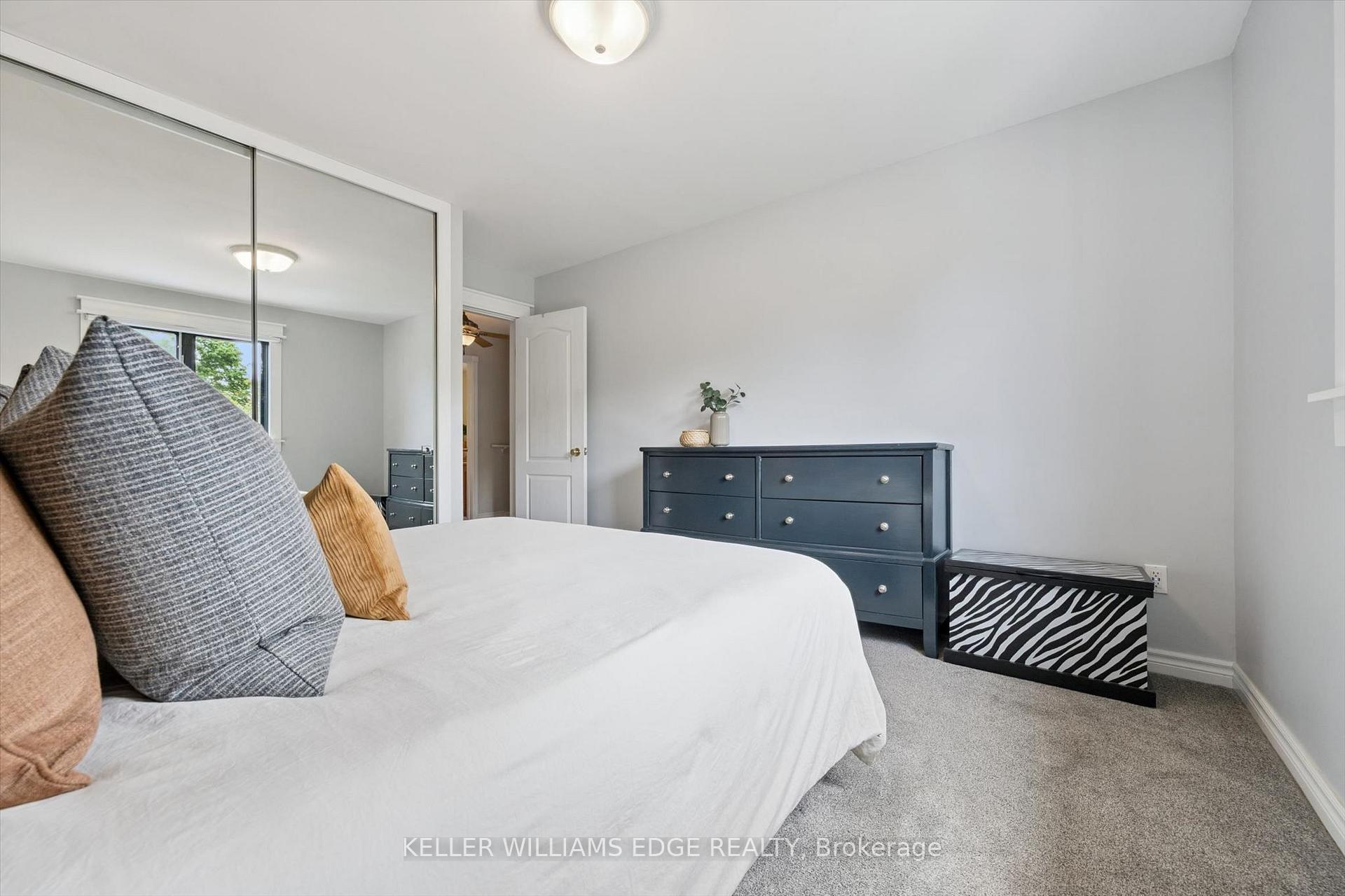 Photo 22 of 495 Tipperton Crescent, Oakville, West — HOMEH