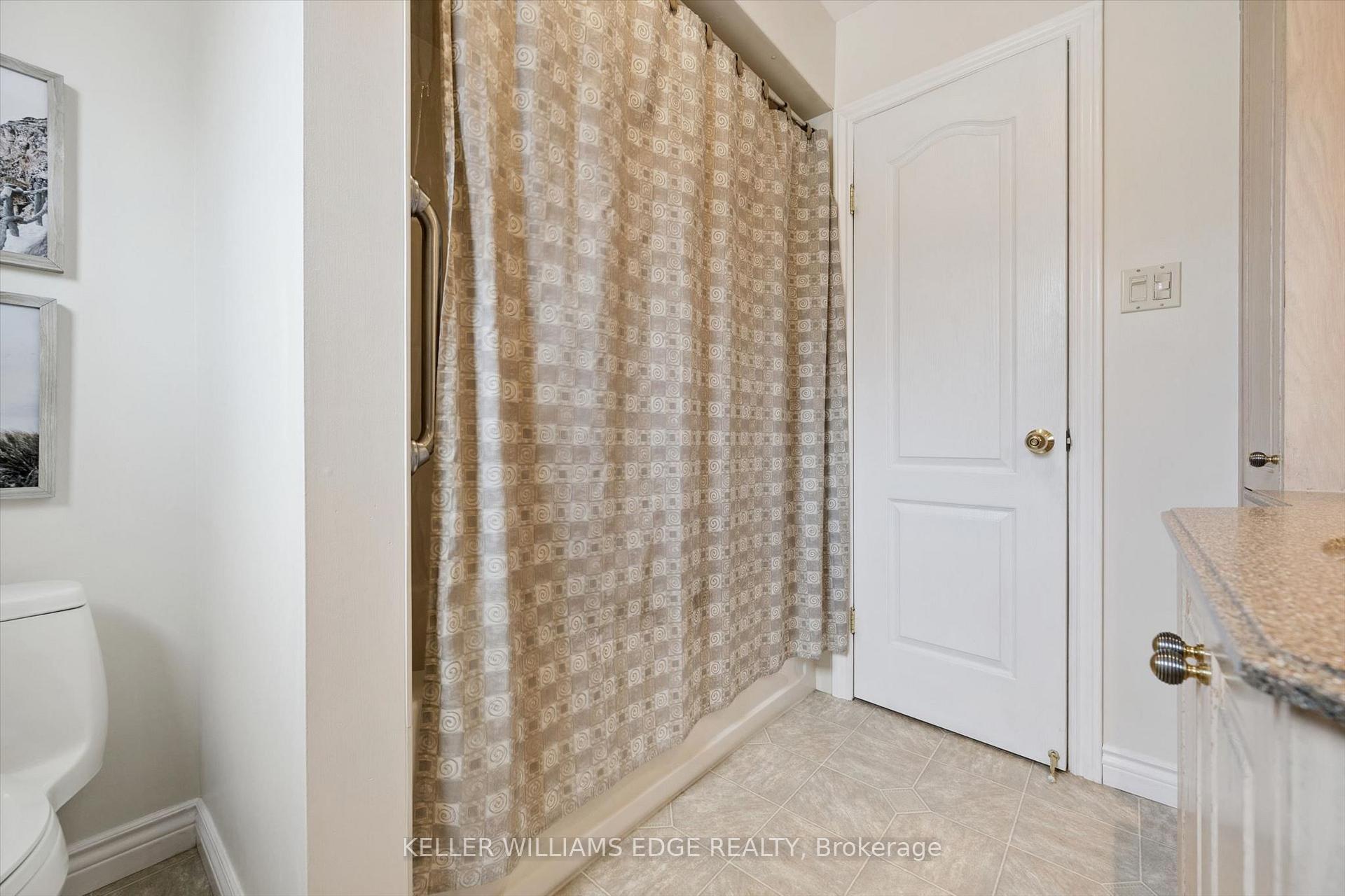 Photo 30 of 495 Tipperton Crescent, Oakville, West — HOMEH