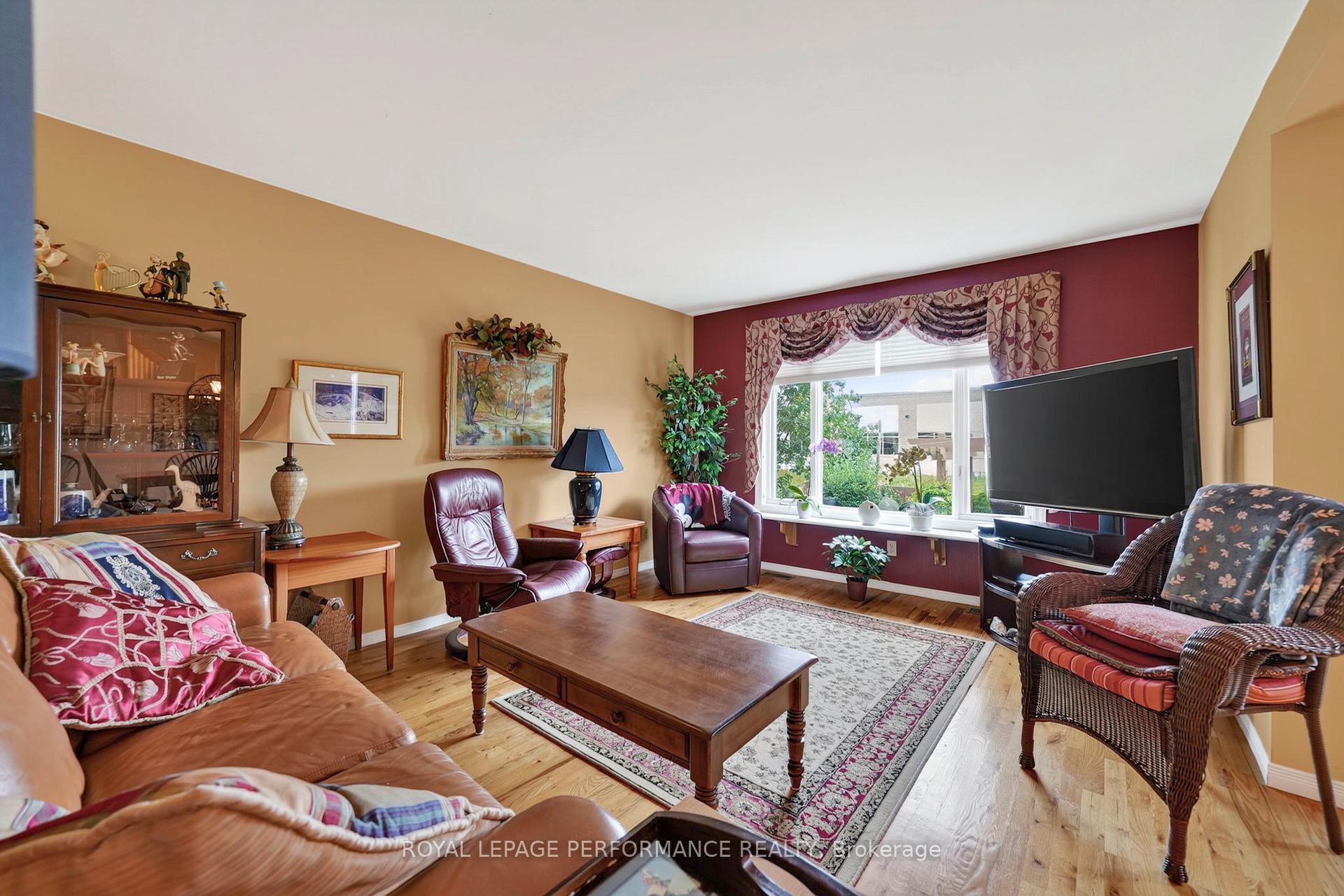 Photo 10 of 522 Jase Street, Cornwall, Cornwall — HOMEH
