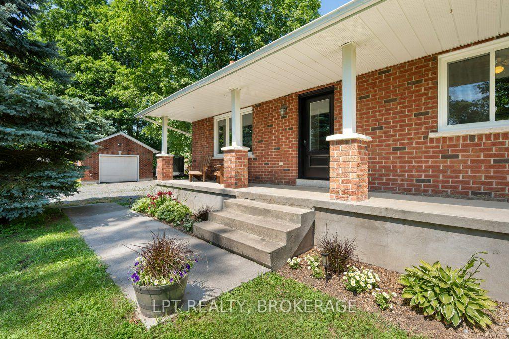 Photo 3 of 2978 Pine Grove, Kingston, City North of 401 — HOMEH