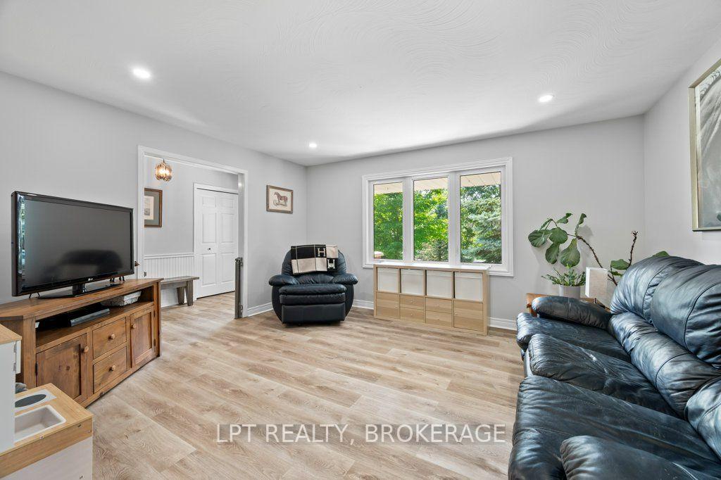 Photo 13 of 2978 Pine Grove, Kingston, City North of 401 — HOMEH