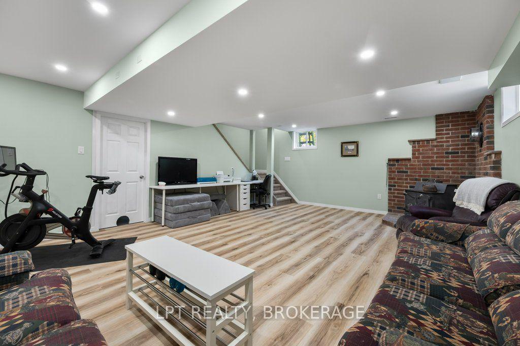 Photo 26 of 2978 Pine Grove, Kingston, City North of 401 — HOMEH