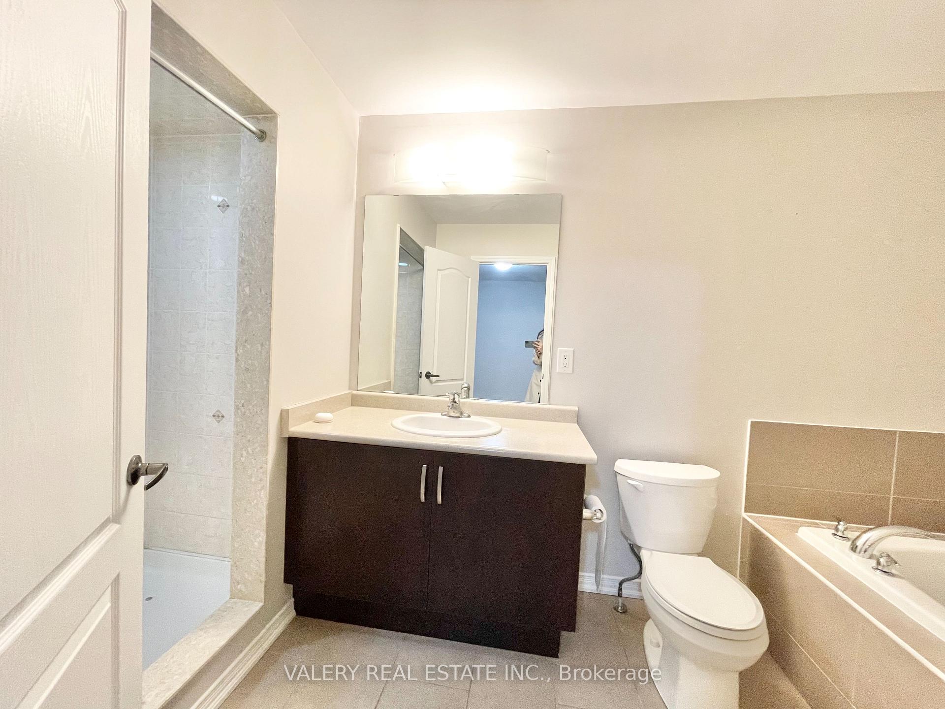 Photo 20 of Unit 1, 147 Baffin Crescent, Brampton, Northwest Brampton — HOMEH