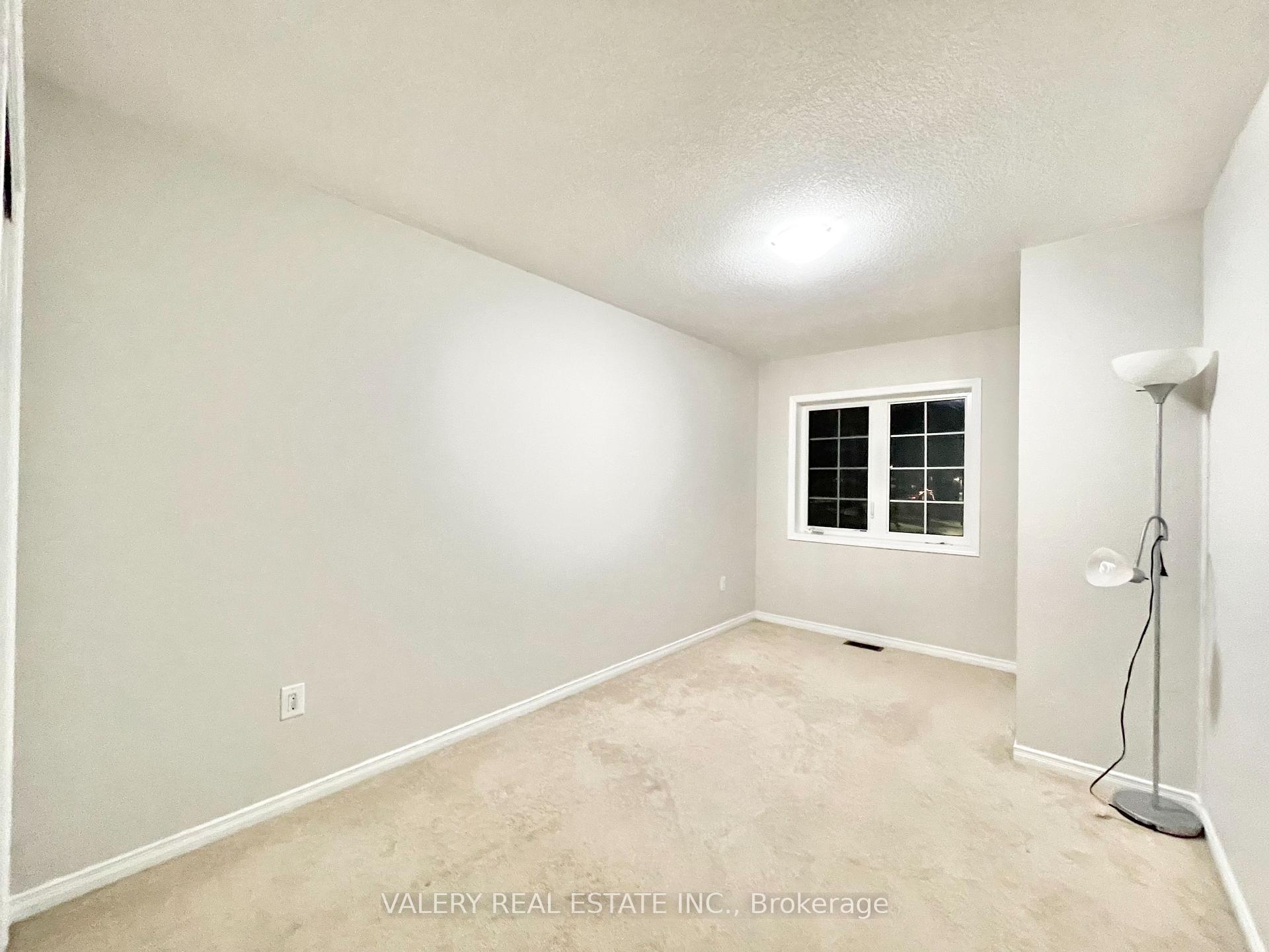 Photo 21 of Unit 1, 147 Baffin Crescent, Brampton, Northwest Brampton — HOMEH