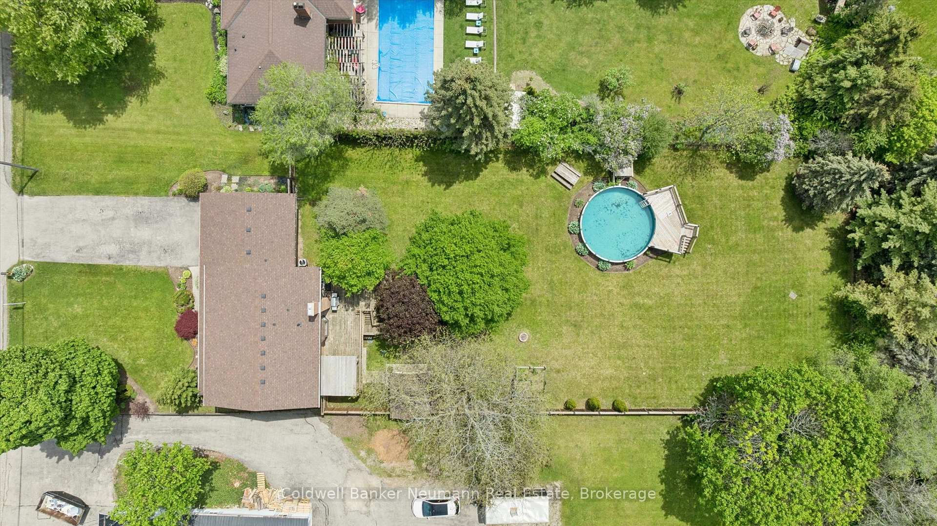 Photo 2 of 1564 Mannheim Road, Wilmot — HOMEH