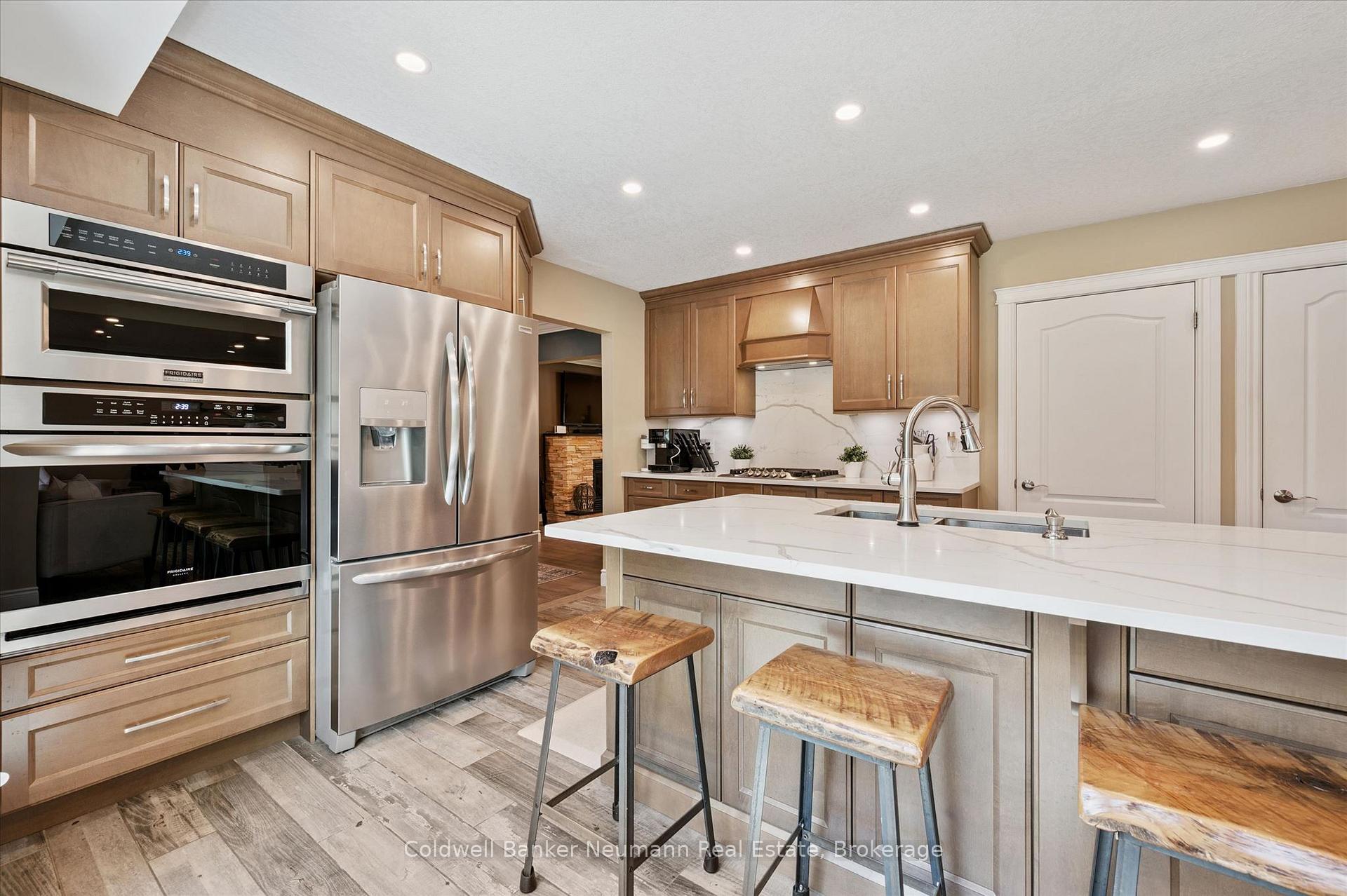 Photo 10 of 1564 Mannheim Road, Wilmot — HOMEH