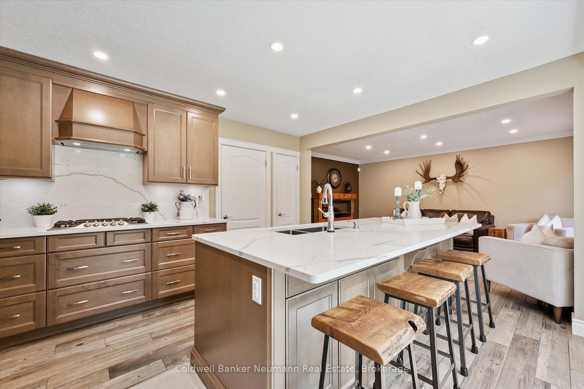 Photo 11 of 1564 Mannheim Road, Wilmot — HOMEH