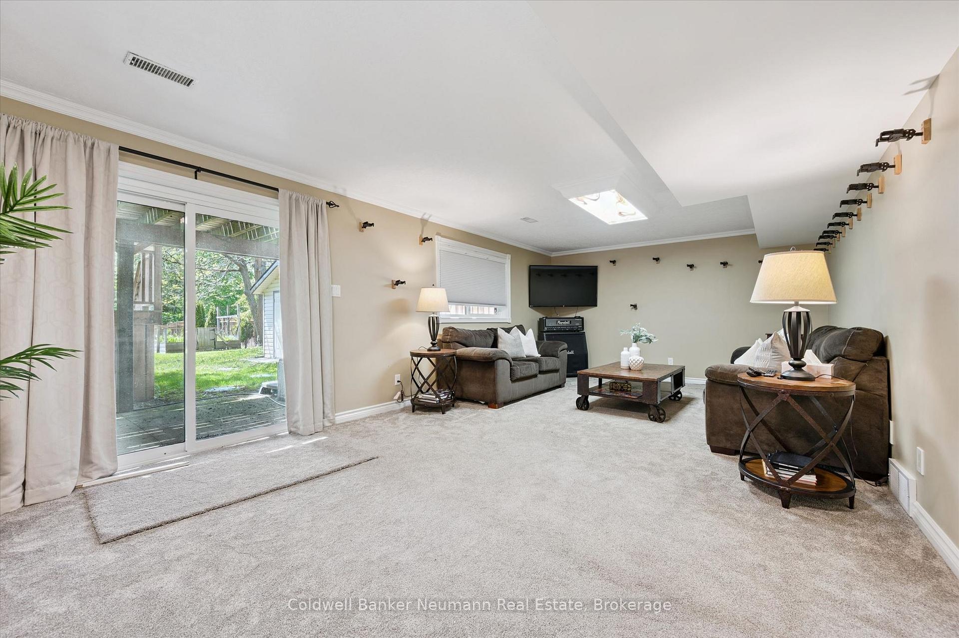 Photo 22 of 1564 Mannheim Road, Wilmot — HOMEH