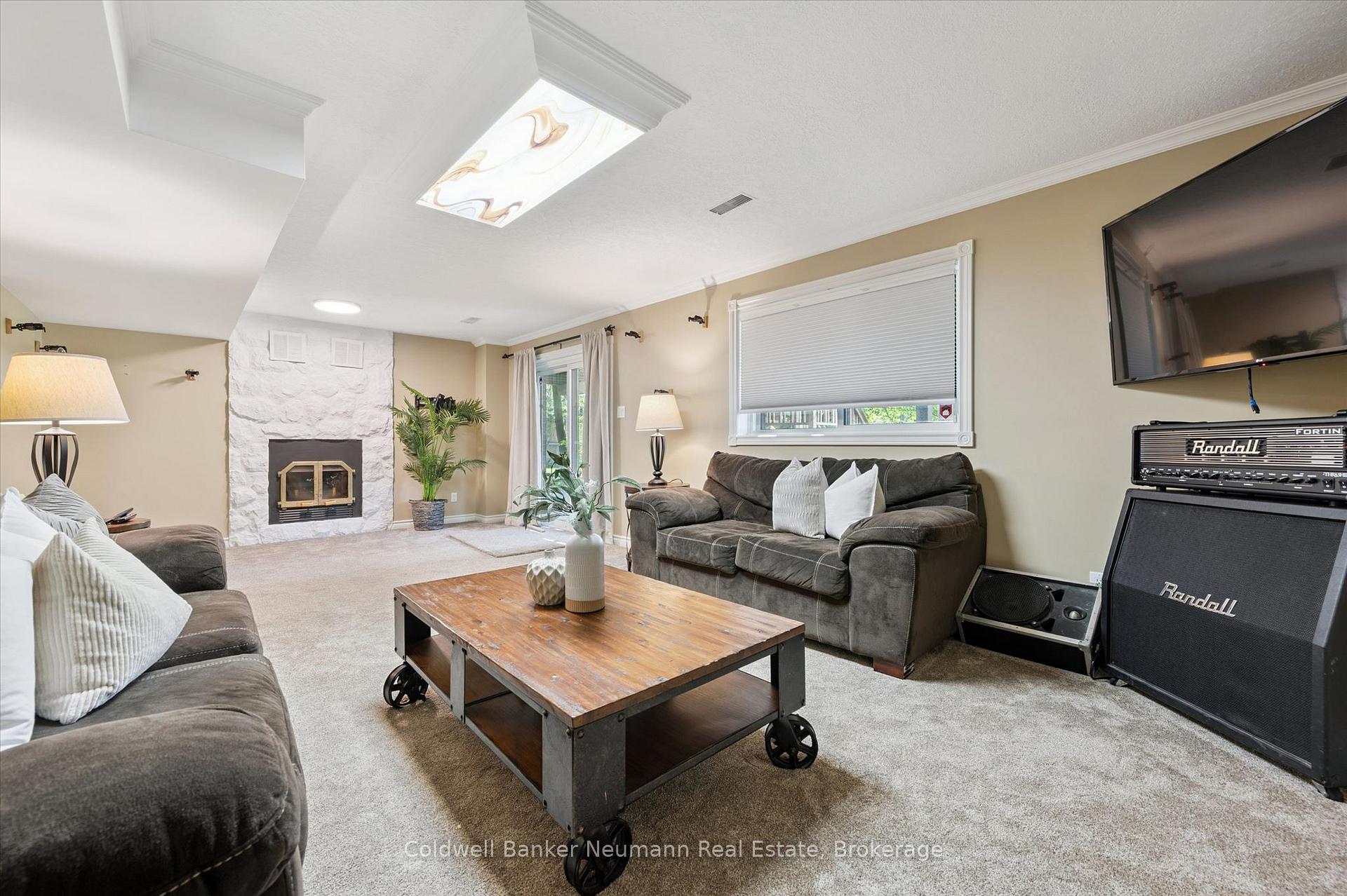 Photo 23 of 1564 Mannheim Road, Wilmot — HOMEH