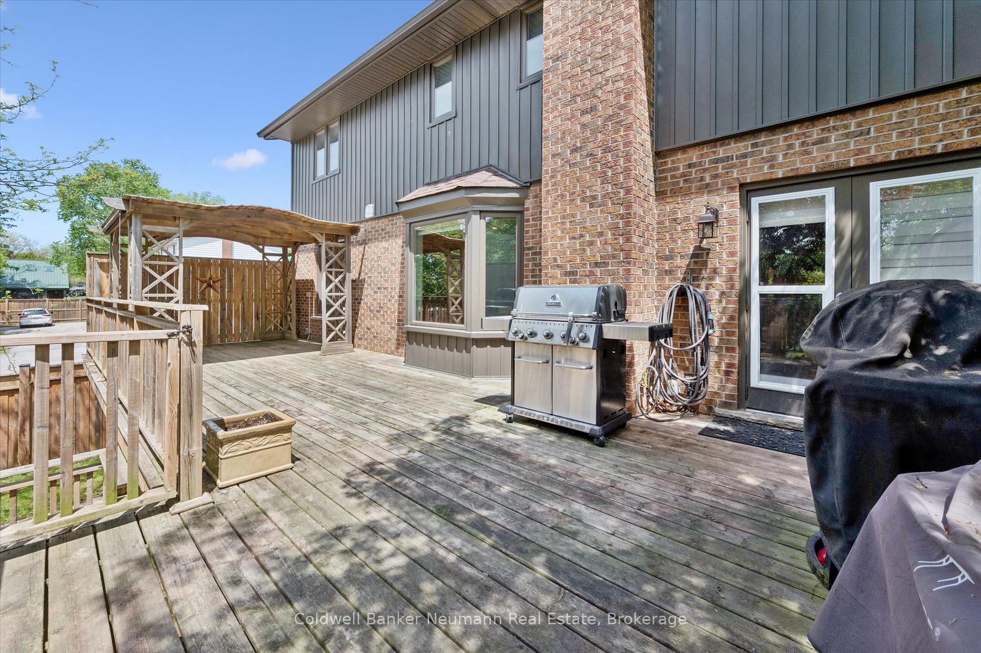 Photo 27 of 1564 Mannheim Road, Wilmot — HOMEH