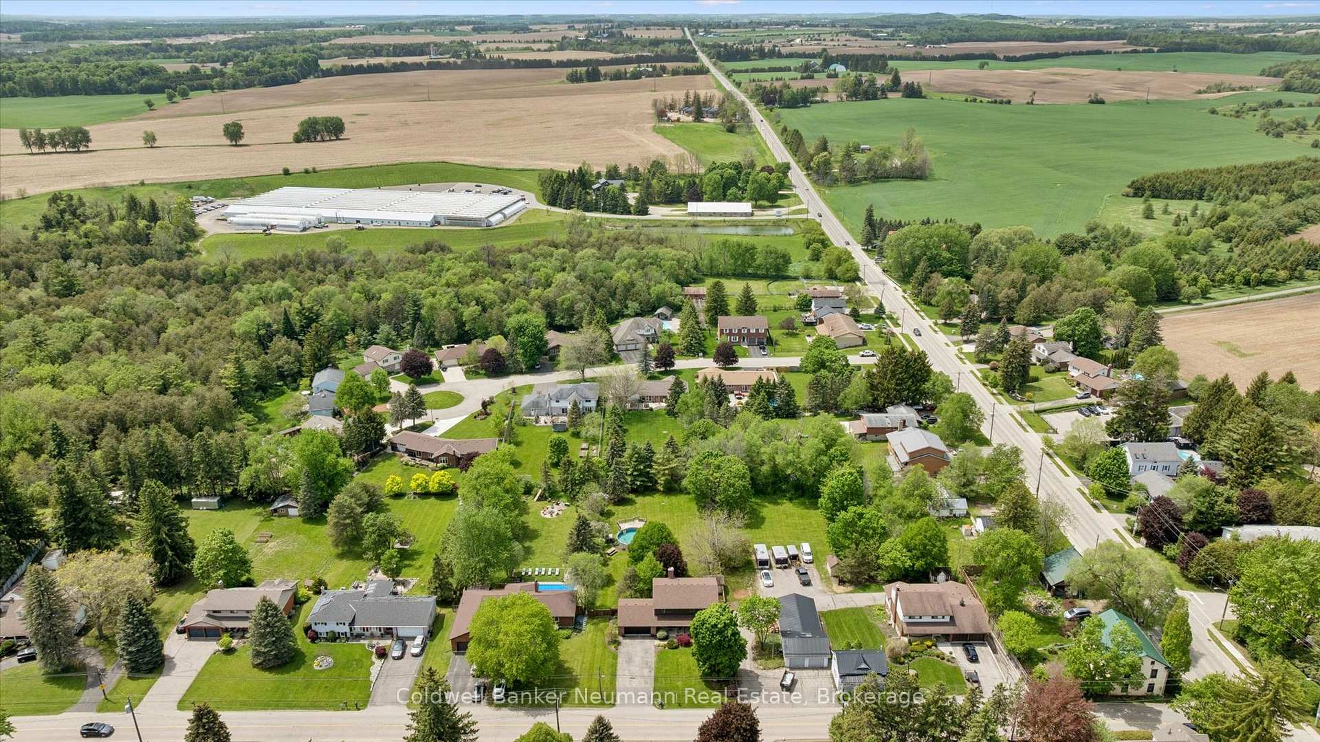 Photo 35 of 1564 Mannheim Road, Wilmot — HOMEH