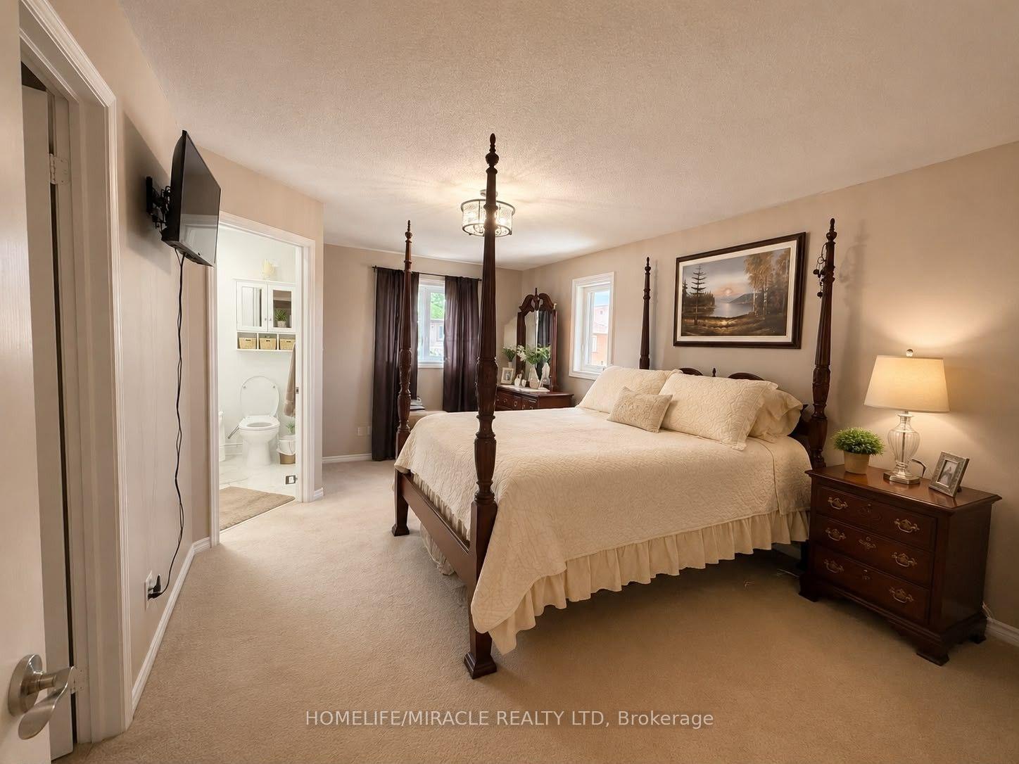 Photo 13 of 146 Cadillac Crescent, Brampton, Fletcher's Meadow — HOMEH