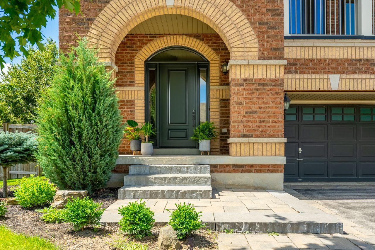 Photo 5 of 156 Nisbet Boulevard, Hamilton, Waterdown — HOMEH