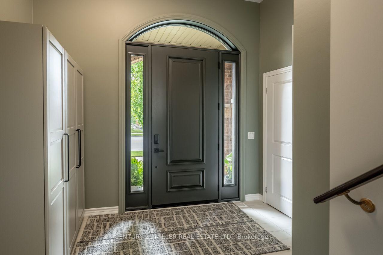 Photo 6 of 156 Nisbet Boulevard, Hamilton, Waterdown — HOMEH