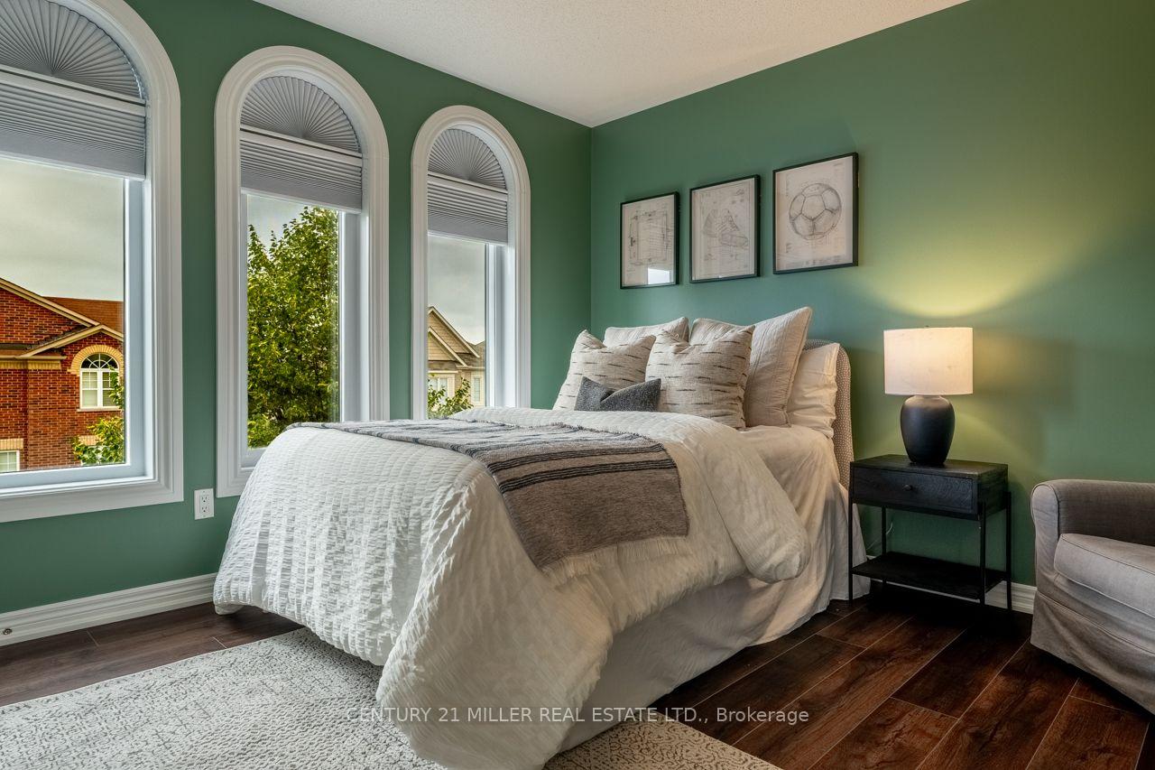 Photo 29 of 156 Nisbet Boulevard, Hamilton, Waterdown — HOMEH