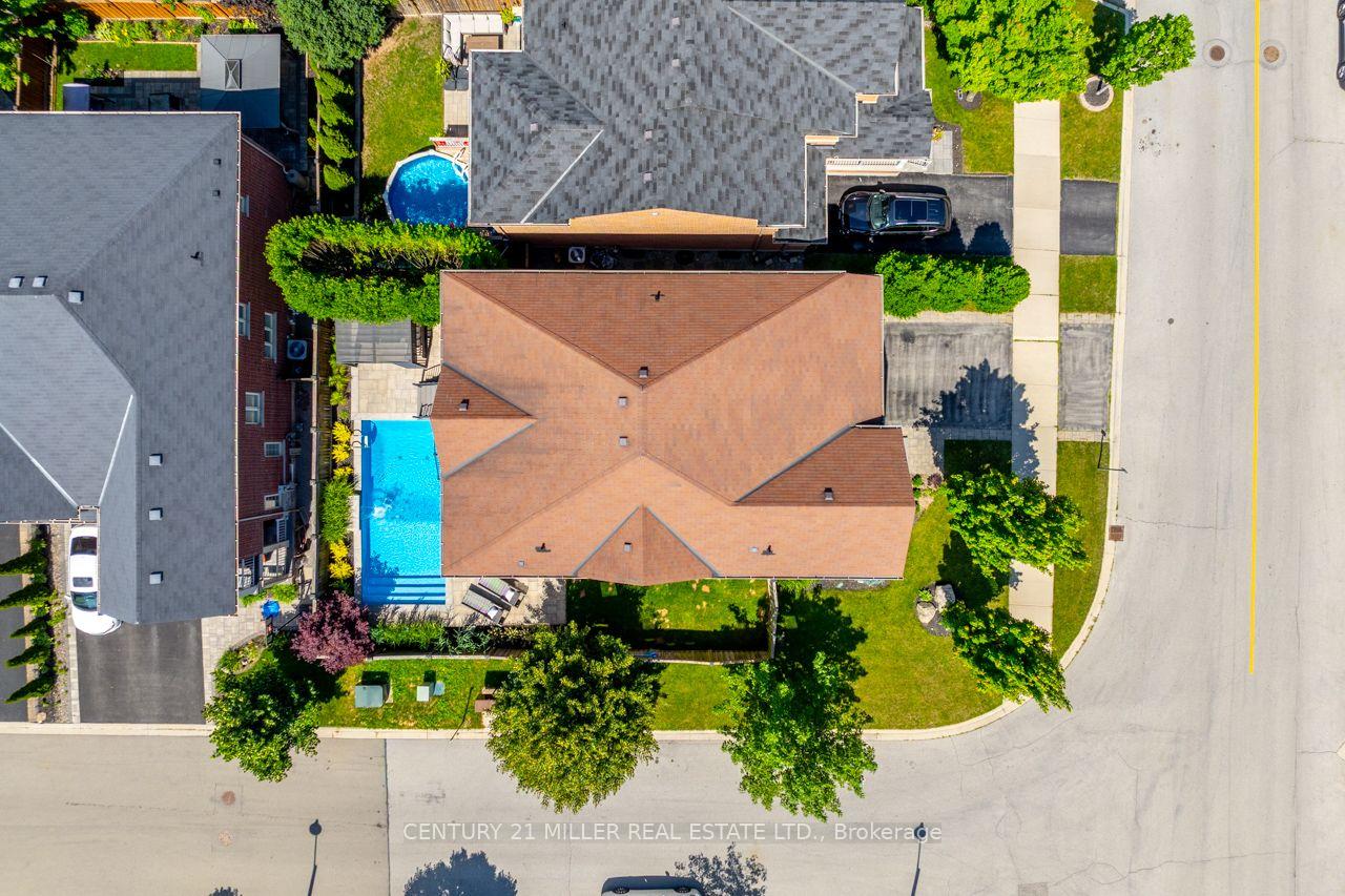Photo 48 of 156 Nisbet Boulevard, Hamilton, Waterdown — HOMEH