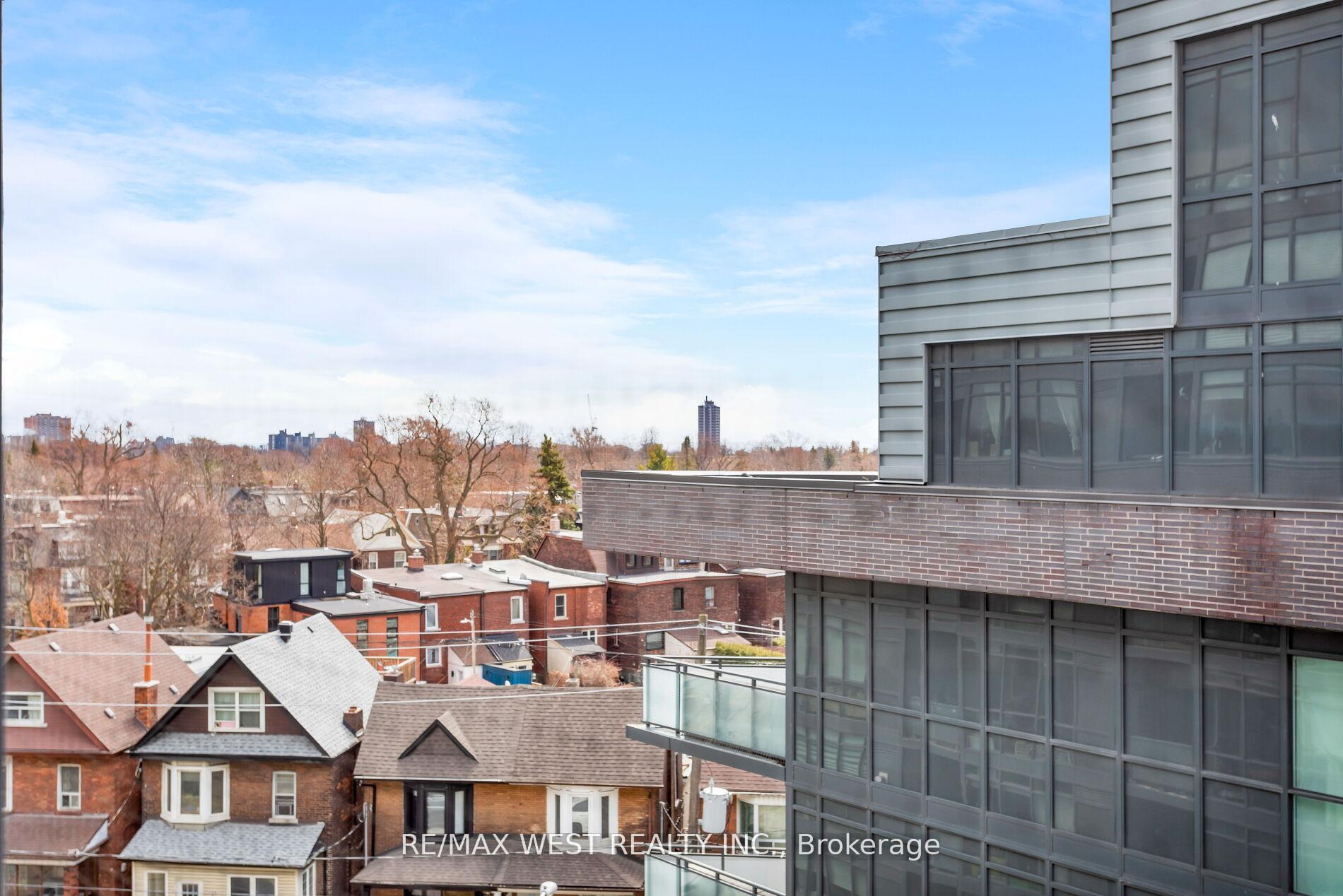 Photo 14 of Unit 603, 36 Howard Park Avenue, Toronto, Roncesvalles — HOMEH
