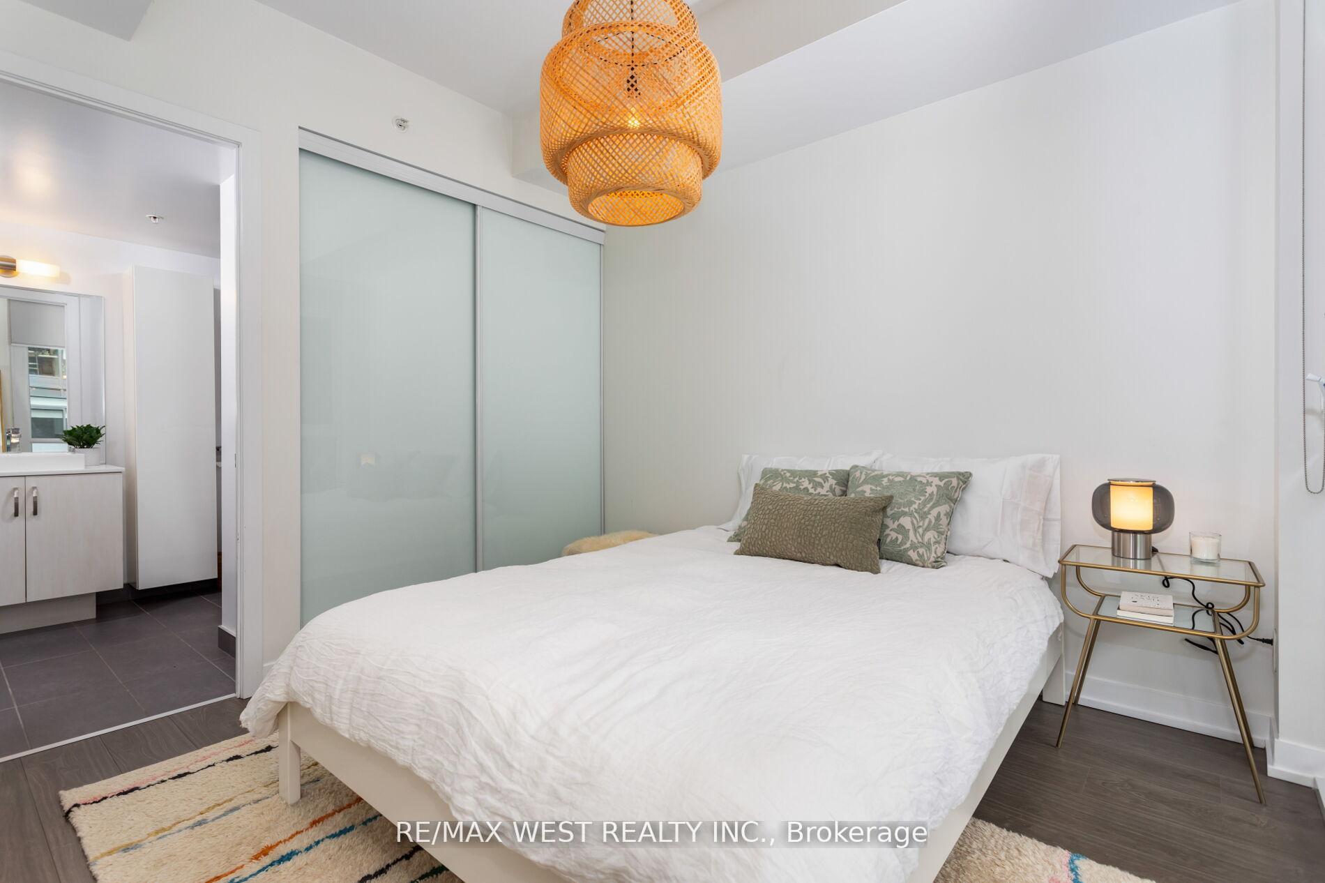 Photo 17 of Unit 603, 36 Howard Park Avenue, Toronto, Roncesvalles — HOMEH