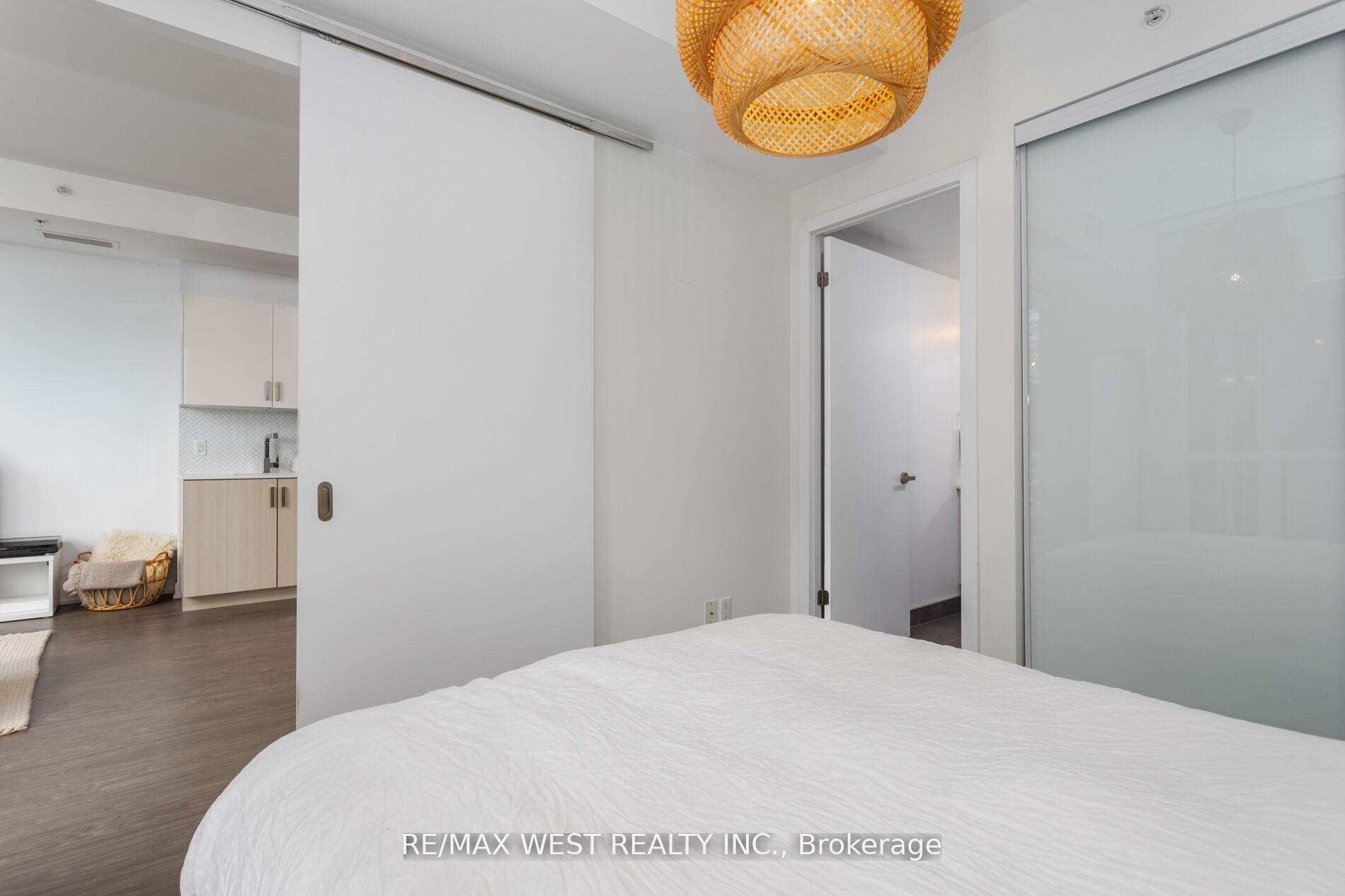 Photo 18 of Unit 603, 36 Howard Park Avenue, Toronto, Roncesvalles — HOMEH