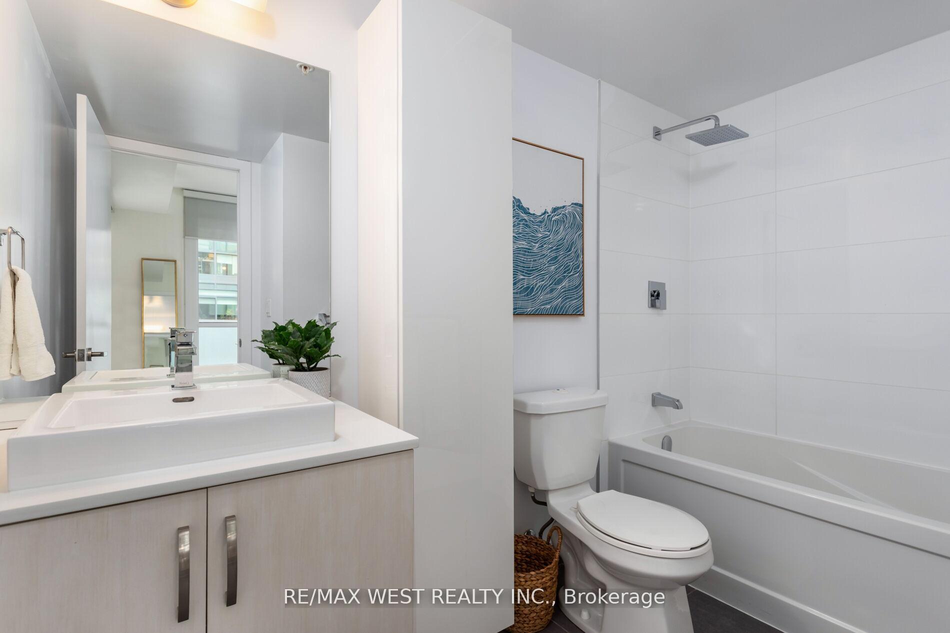 Photo 20 of Unit 603, 36 Howard Park Avenue, Toronto, Roncesvalles — HOMEH