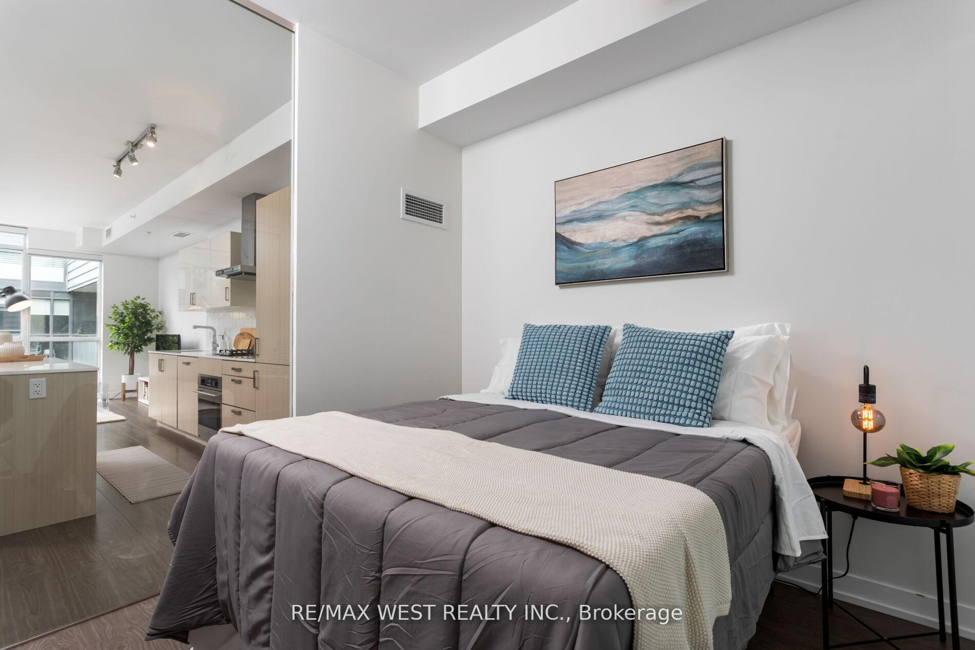 Photo 24 of Unit 603, 36 Howard Park Avenue, Toronto, Roncesvalles — HOMEH