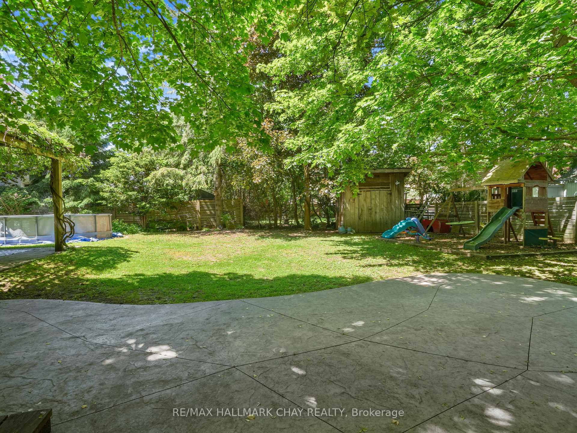 Photo 44 of 134 Victoria Street E, New Tecumseth, Alliston — HOMEH